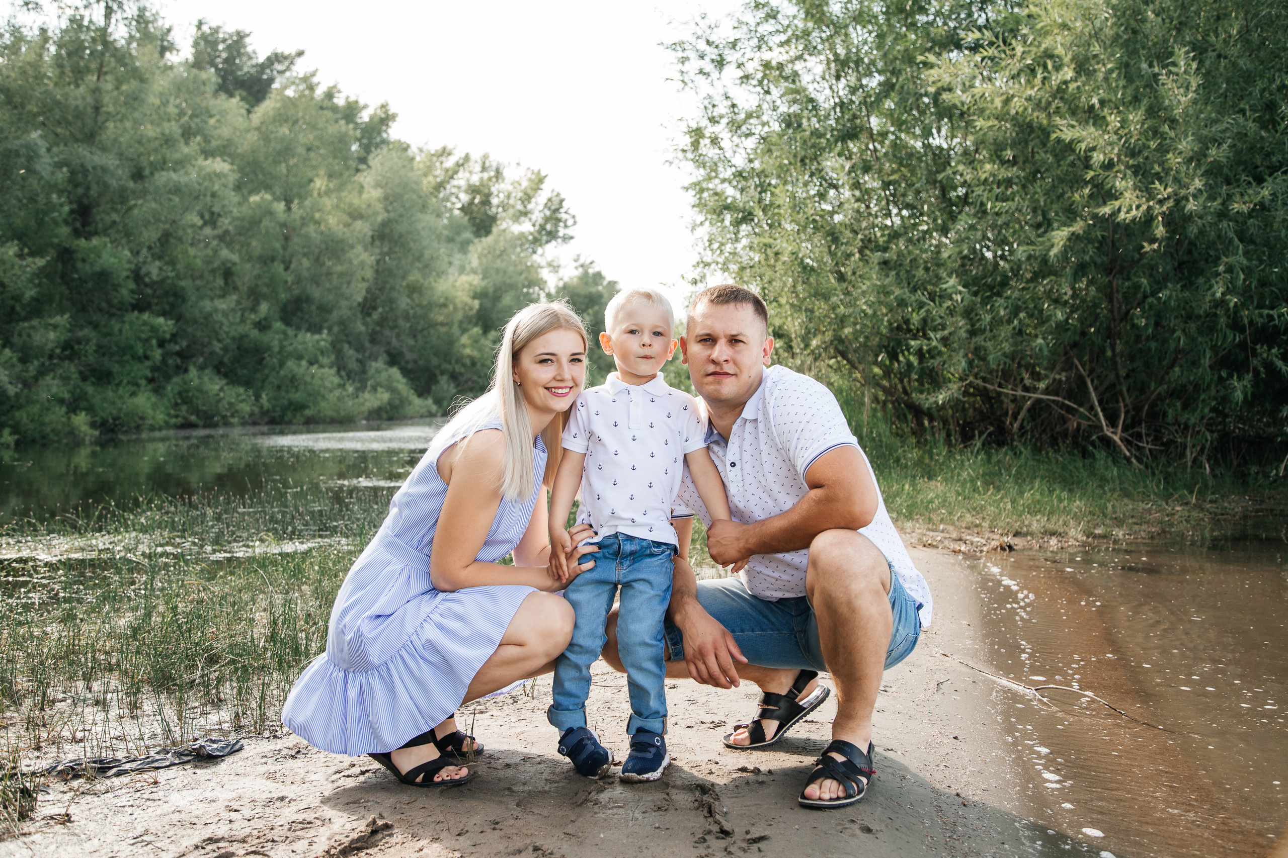 Семейная прогулка для Алины, Антона и Максимки. Свадебный и семейный фотограф в Новосибирске Ирина Дорошкова