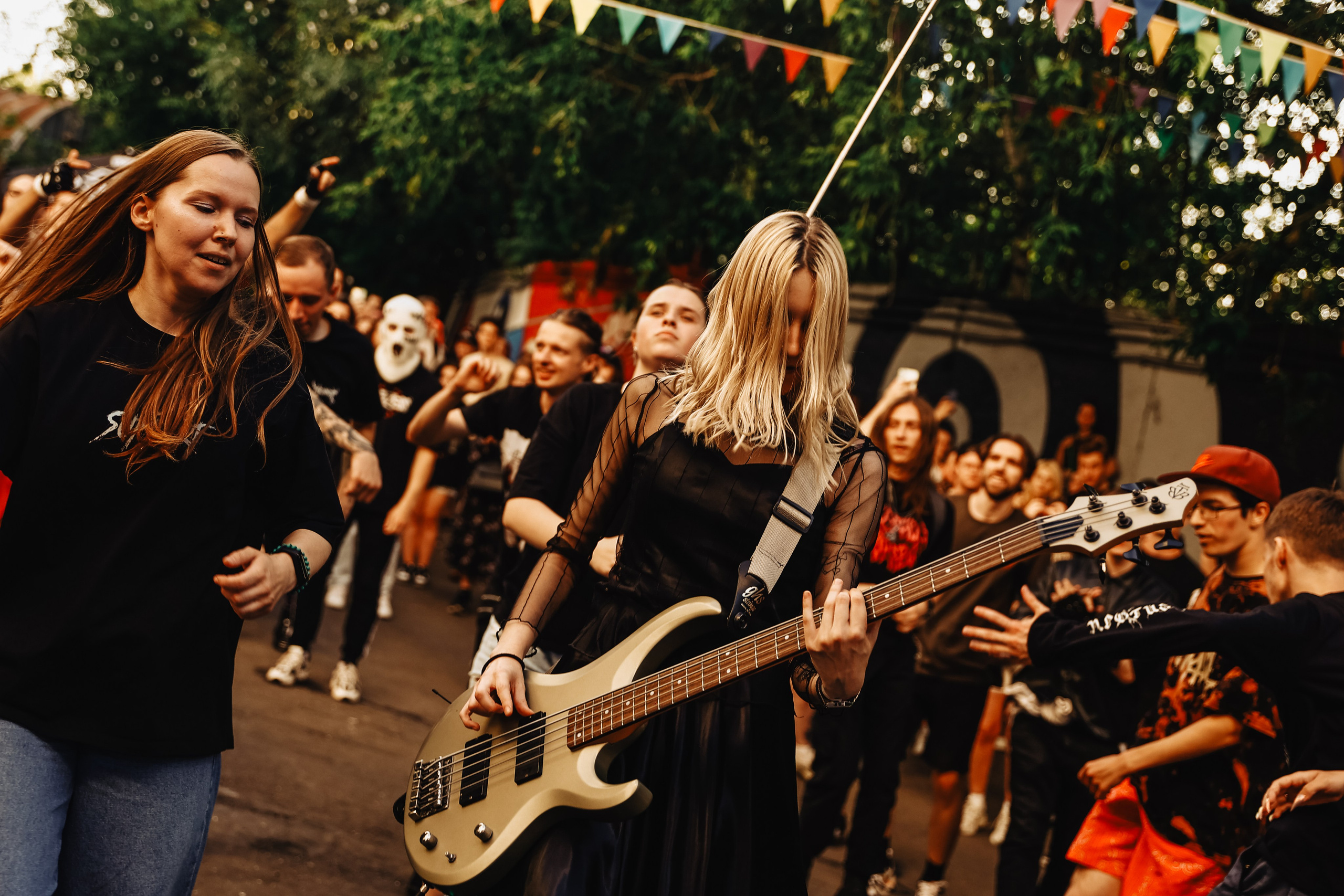 ЛЕТНИЙ МЕТАЛ В ПРАВДЕ