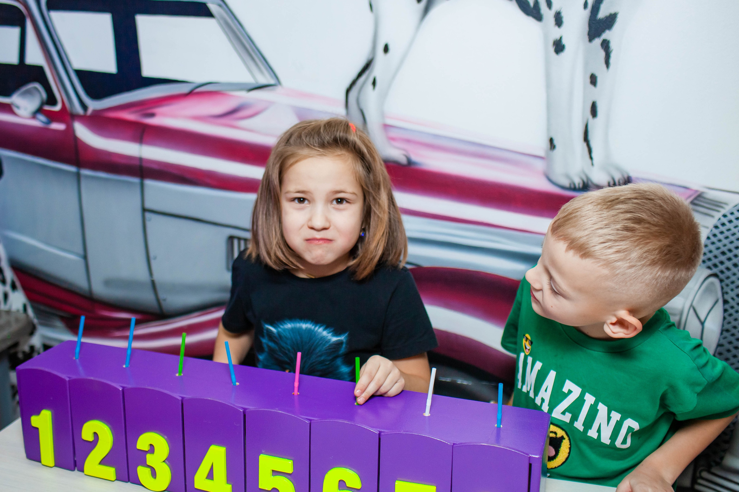 Неон Челендж День рождения Ярослава. Детский и семейный фотограф в Санкт-Петербурге Елизавета Сорокина
