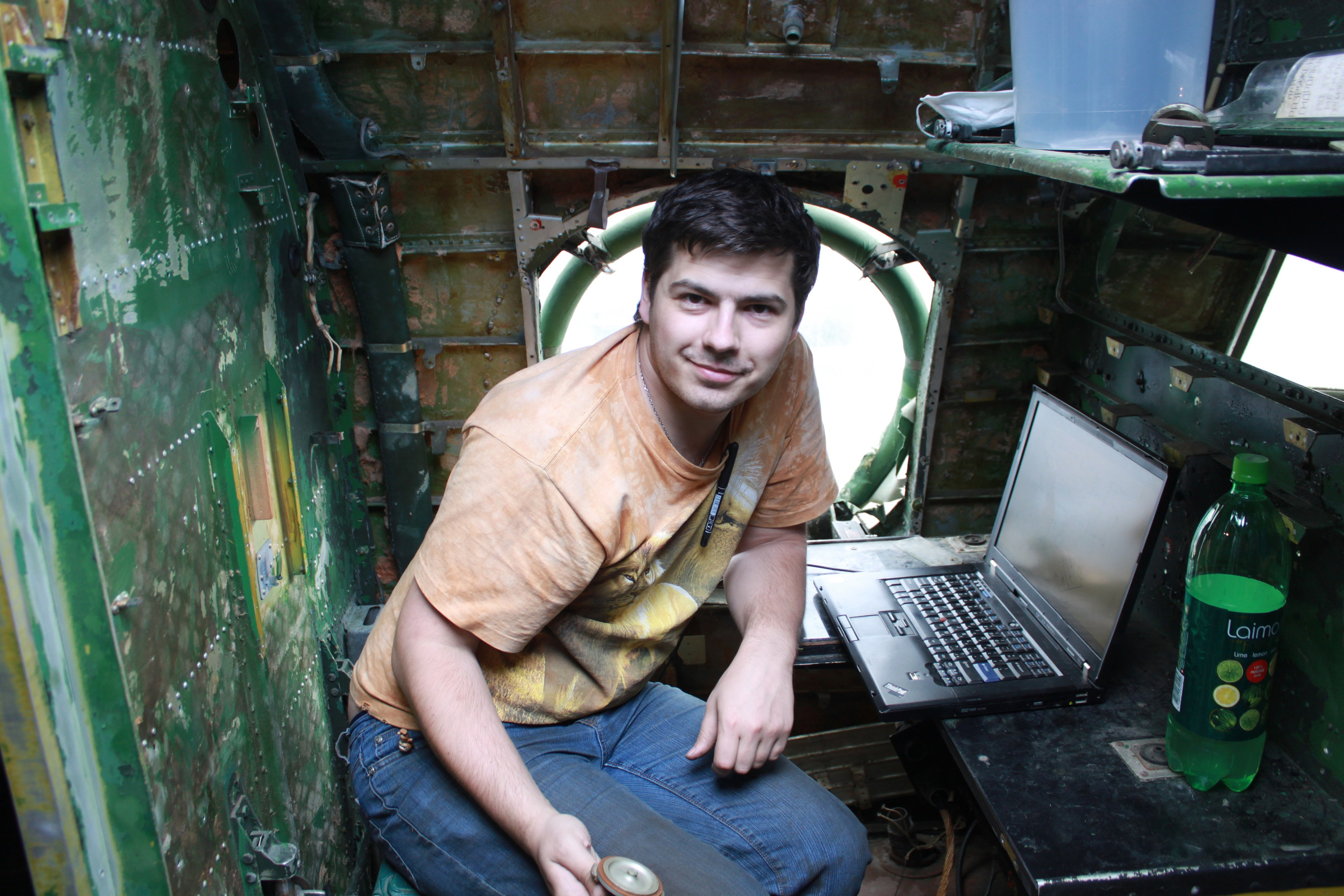 Ил-14Т «Голубая Мечта» работы в Тушино (2011 г.). Фотоальбом показывающий увлекательный мир авиации и мир медведей Андрея Иванова