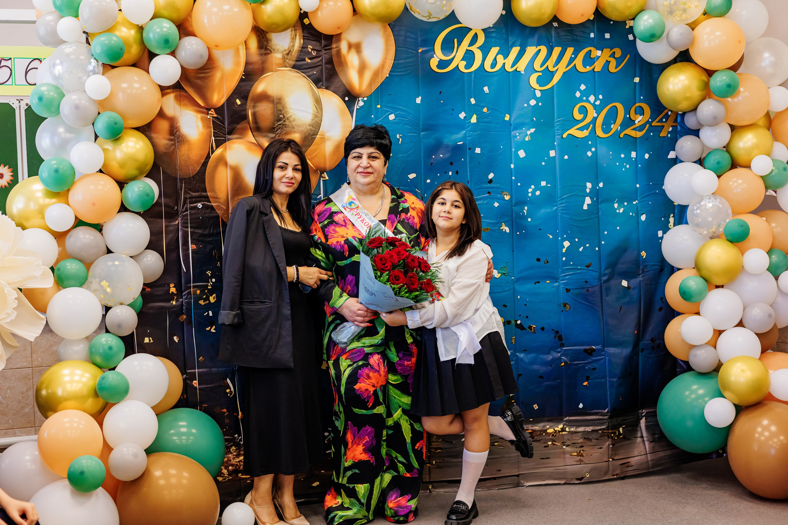 Выпуск 4а 25школа'24 год. Свадебный и семейный фотограф в Армавире