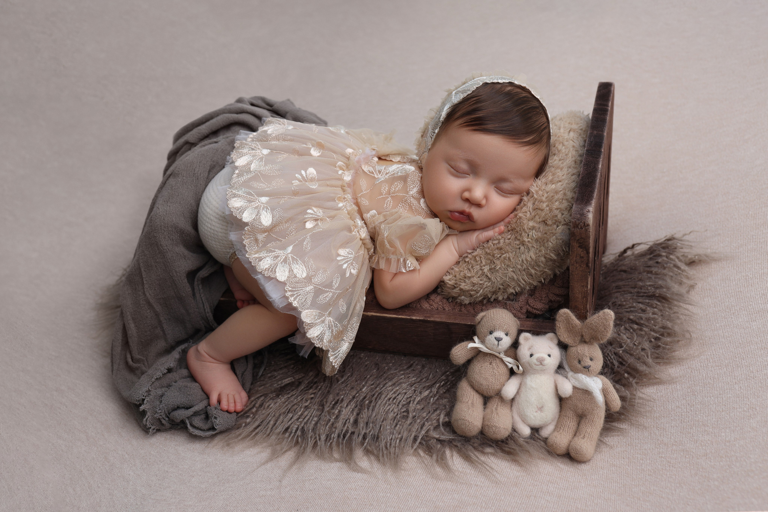 Newborn девочки. Фотограф новорожденных Модяева Ирина