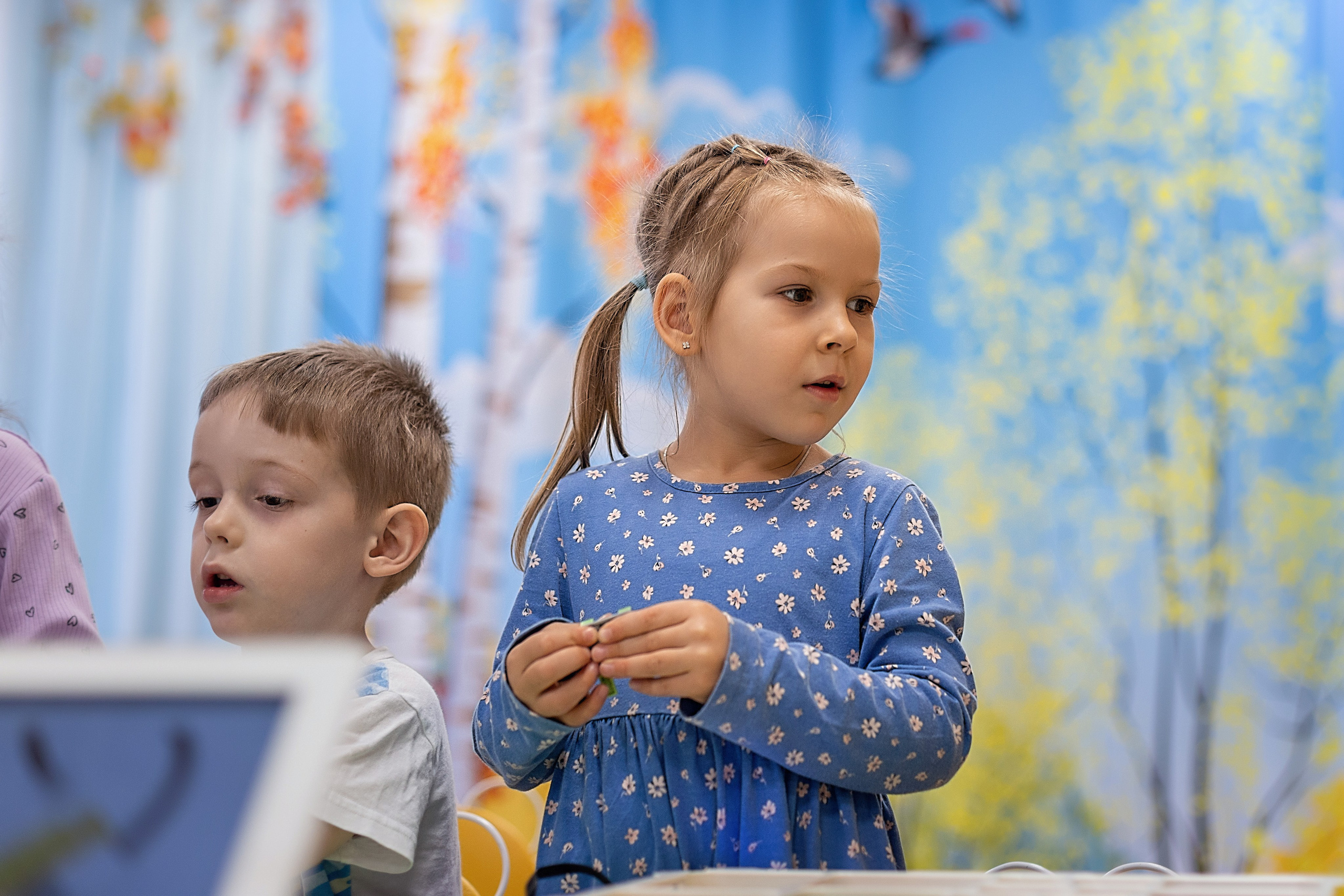 День в саду_ноябрь 2024. Семейный фотограф в Санкт-Петербурге