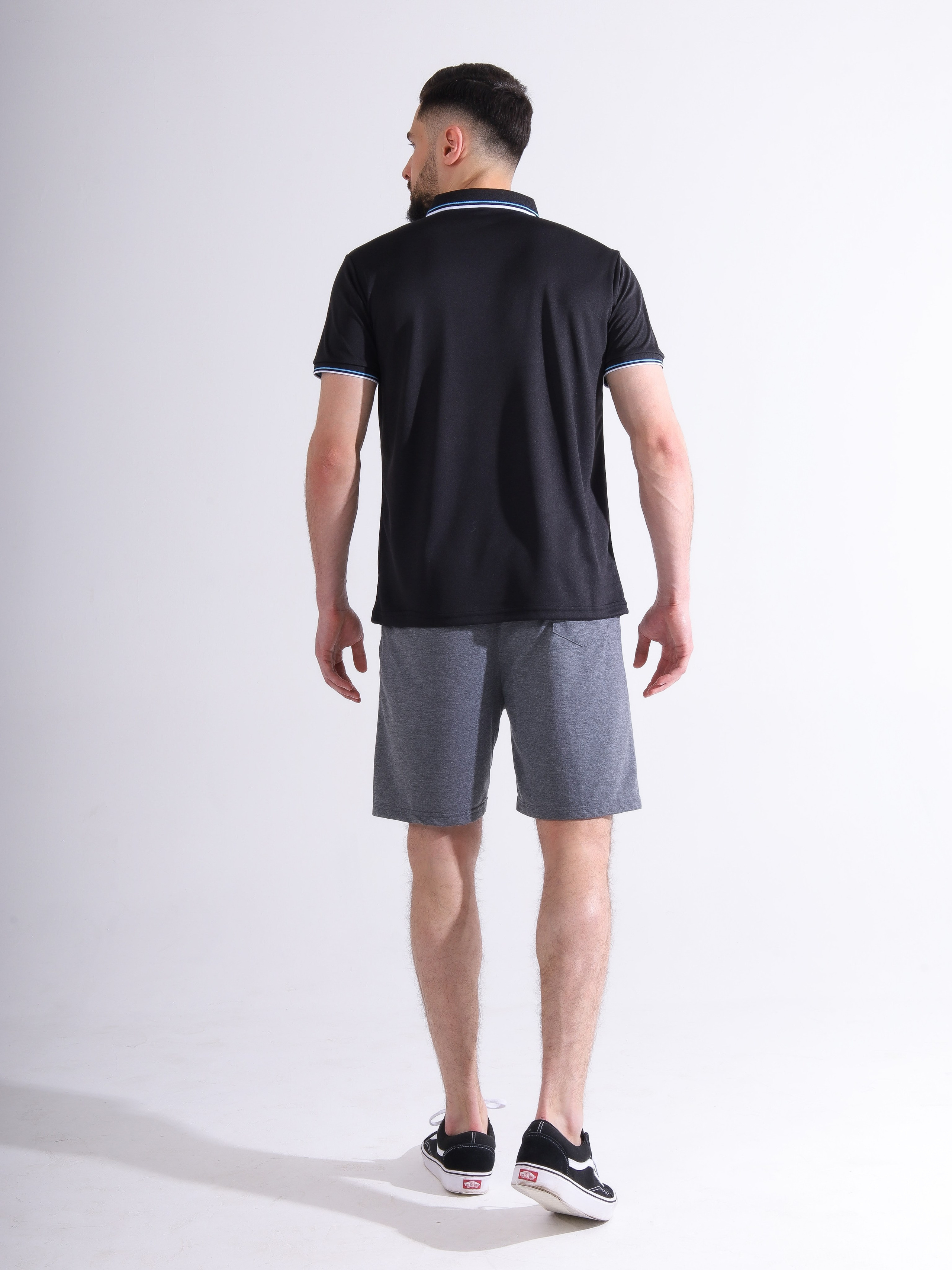 Футболка и шорты. Ваш семейный фотограф