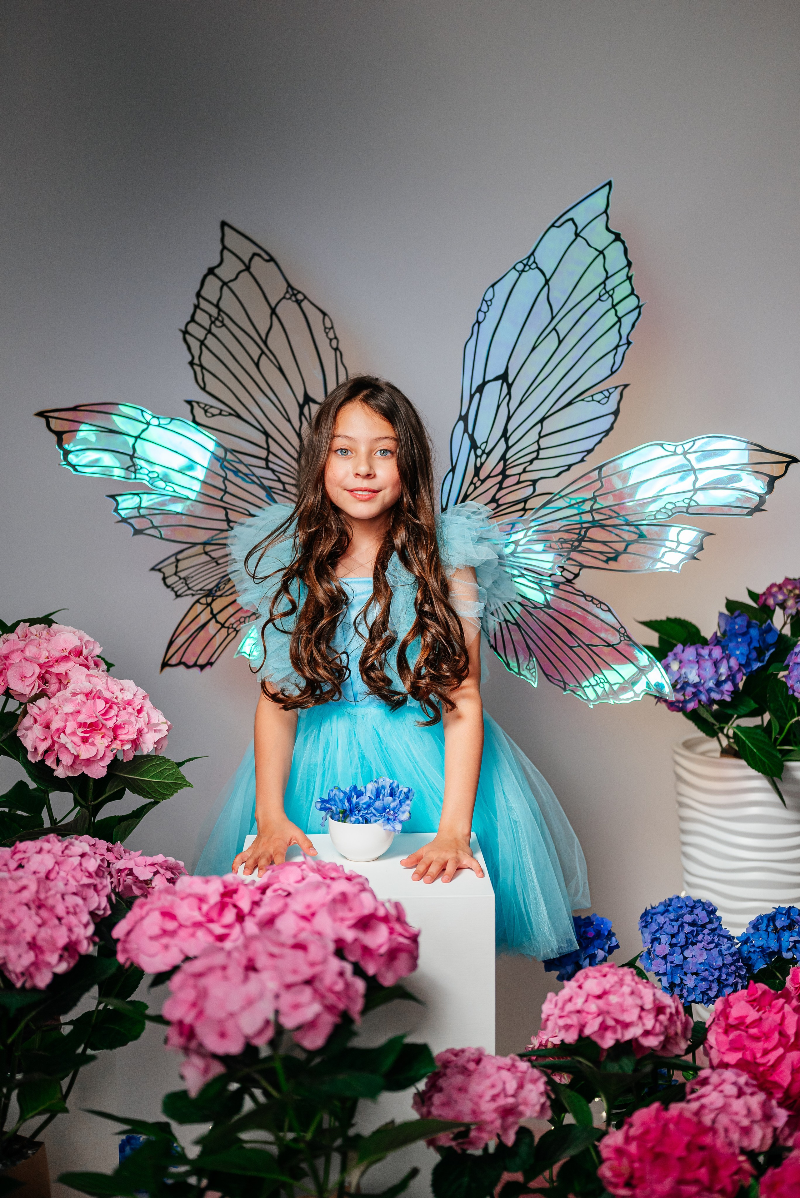 Вероника и гортензии. Семейный фотограф в Краснодаре