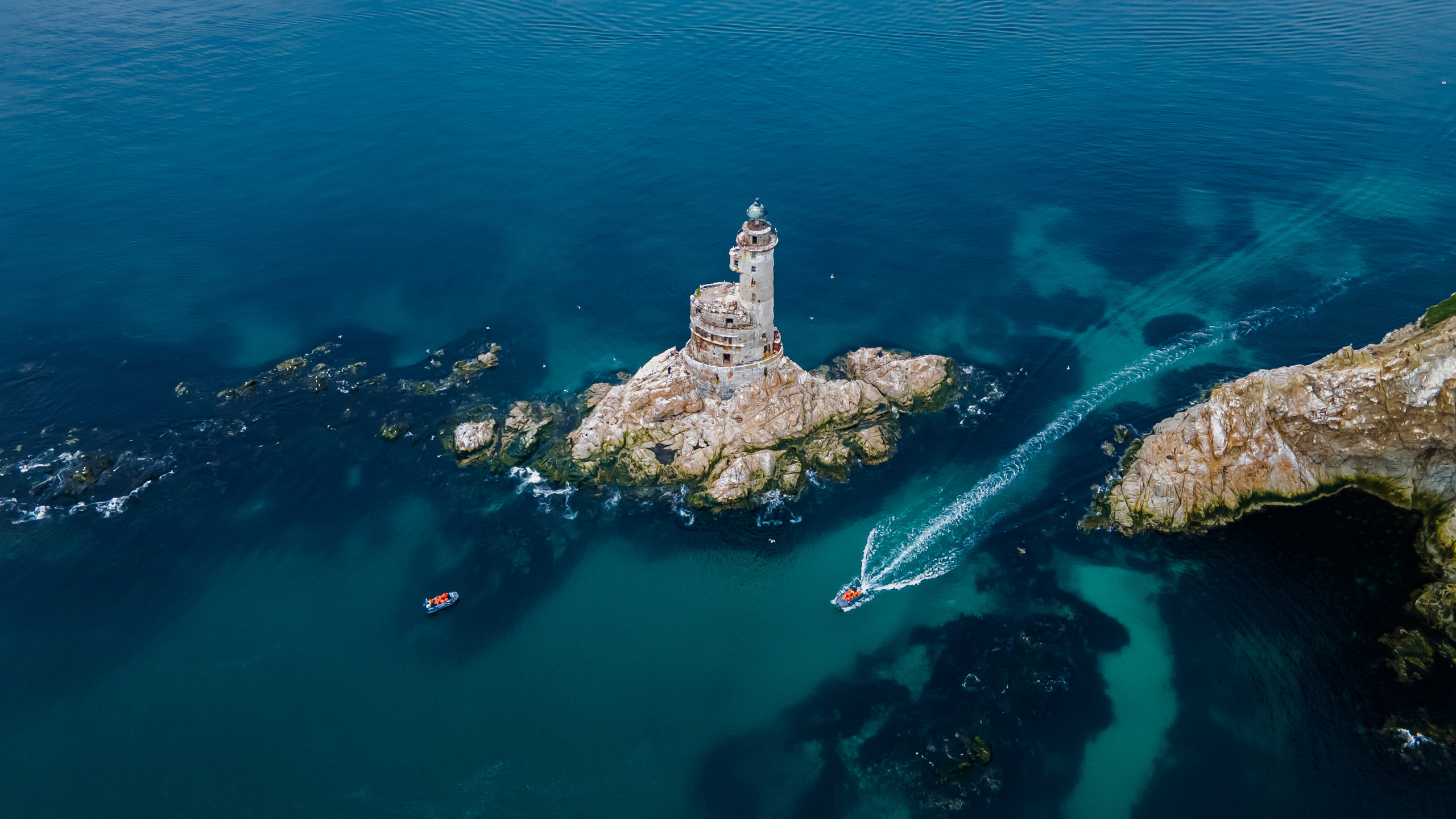 Маяк Анива. Свадебный, семейный и репортажный фотограф в Южно-Сахалинске Артур Петросян