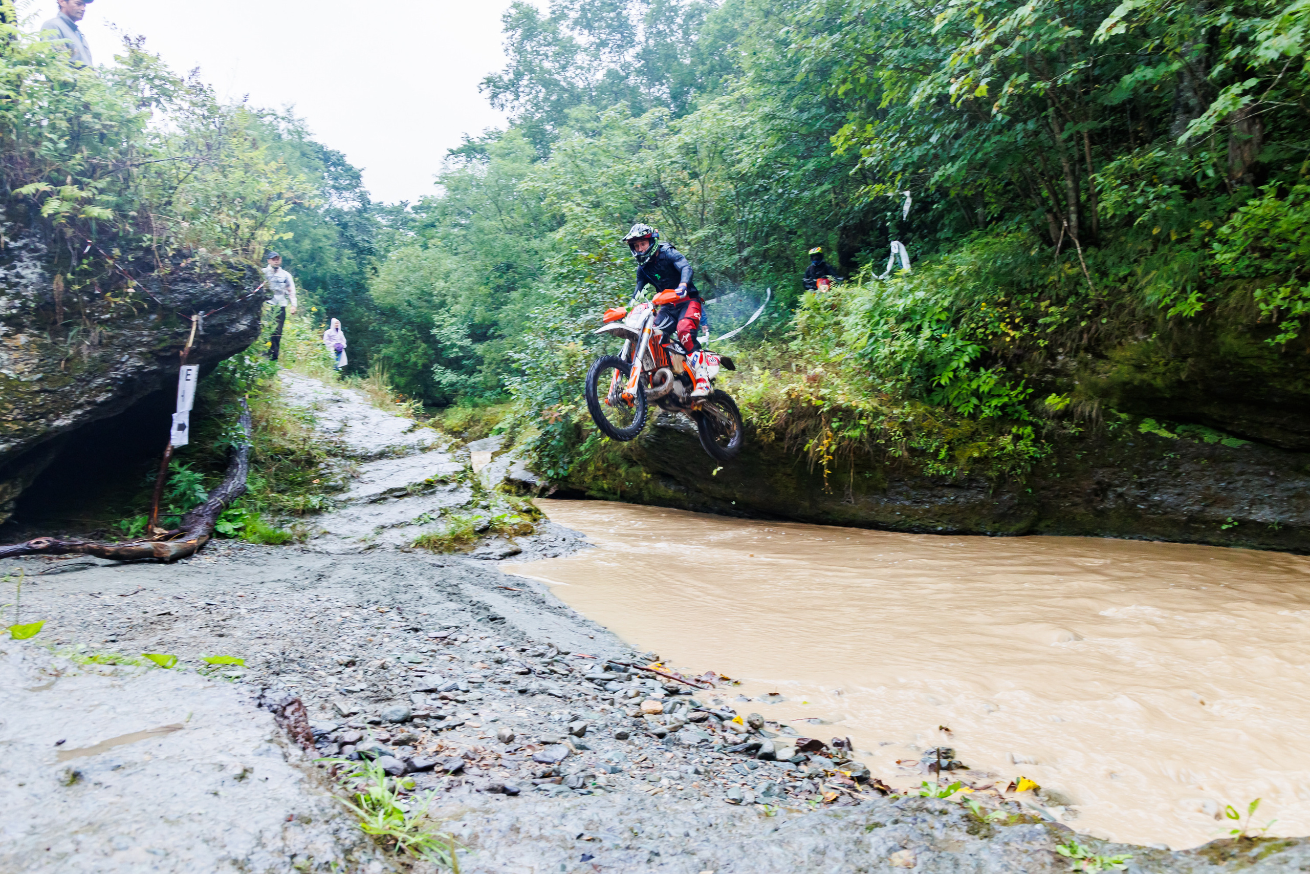 NPR-Сахалин-2022. Свадебный, семейный и репортажный фотограф в Южно-Сахалинске Артур Петросян