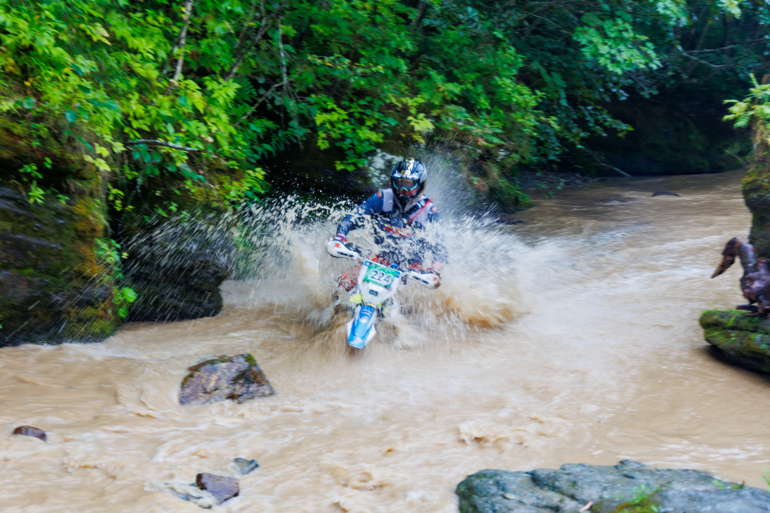 NPR-Сахалин-2022. Свадебный, семейный и репортажный фотограф в Южно-Сахалинске Артур Петросян