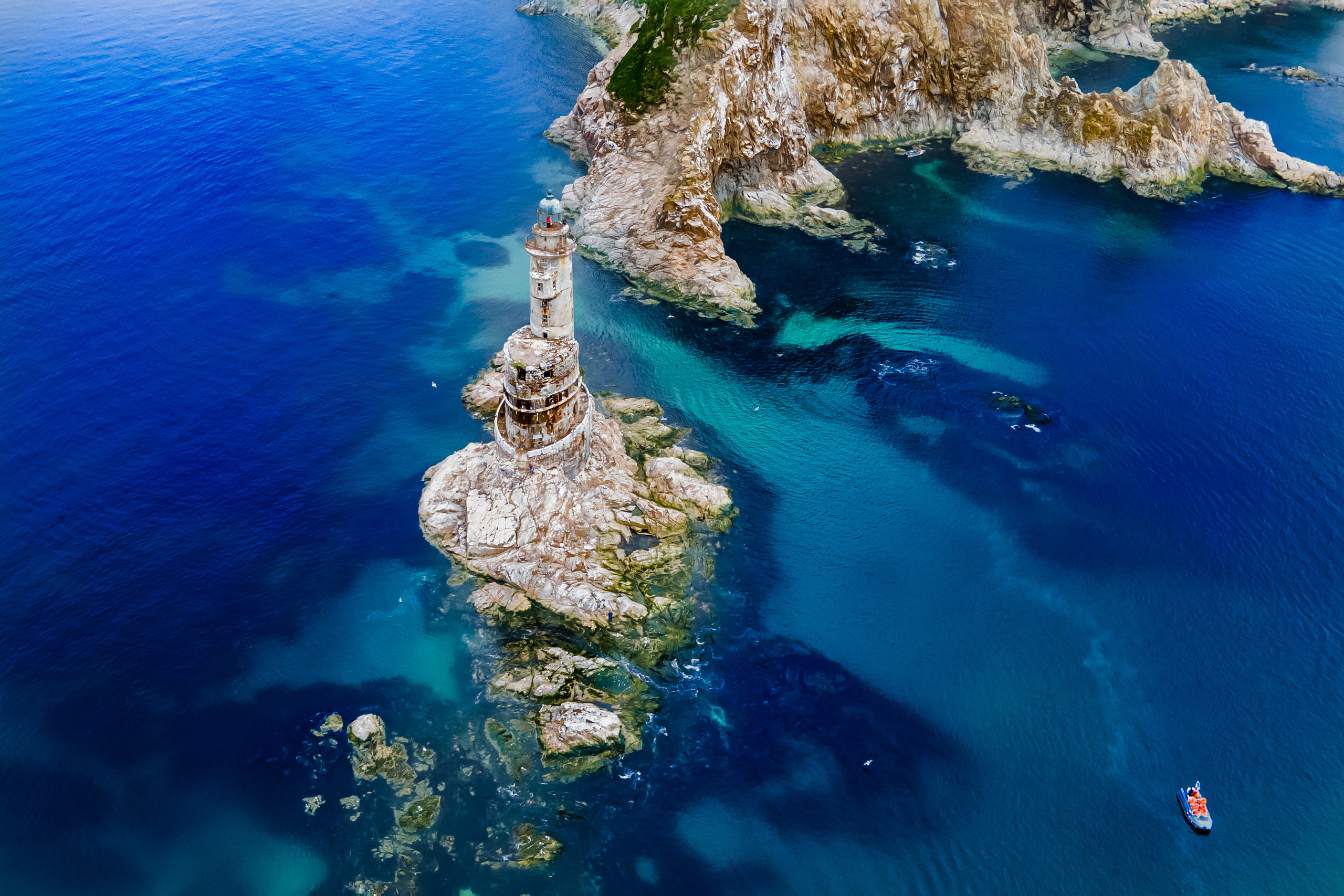 Маяк Анива. Свадебный, семейный и репортажный фотограф в Южно-Сахалинске Артур Петросян