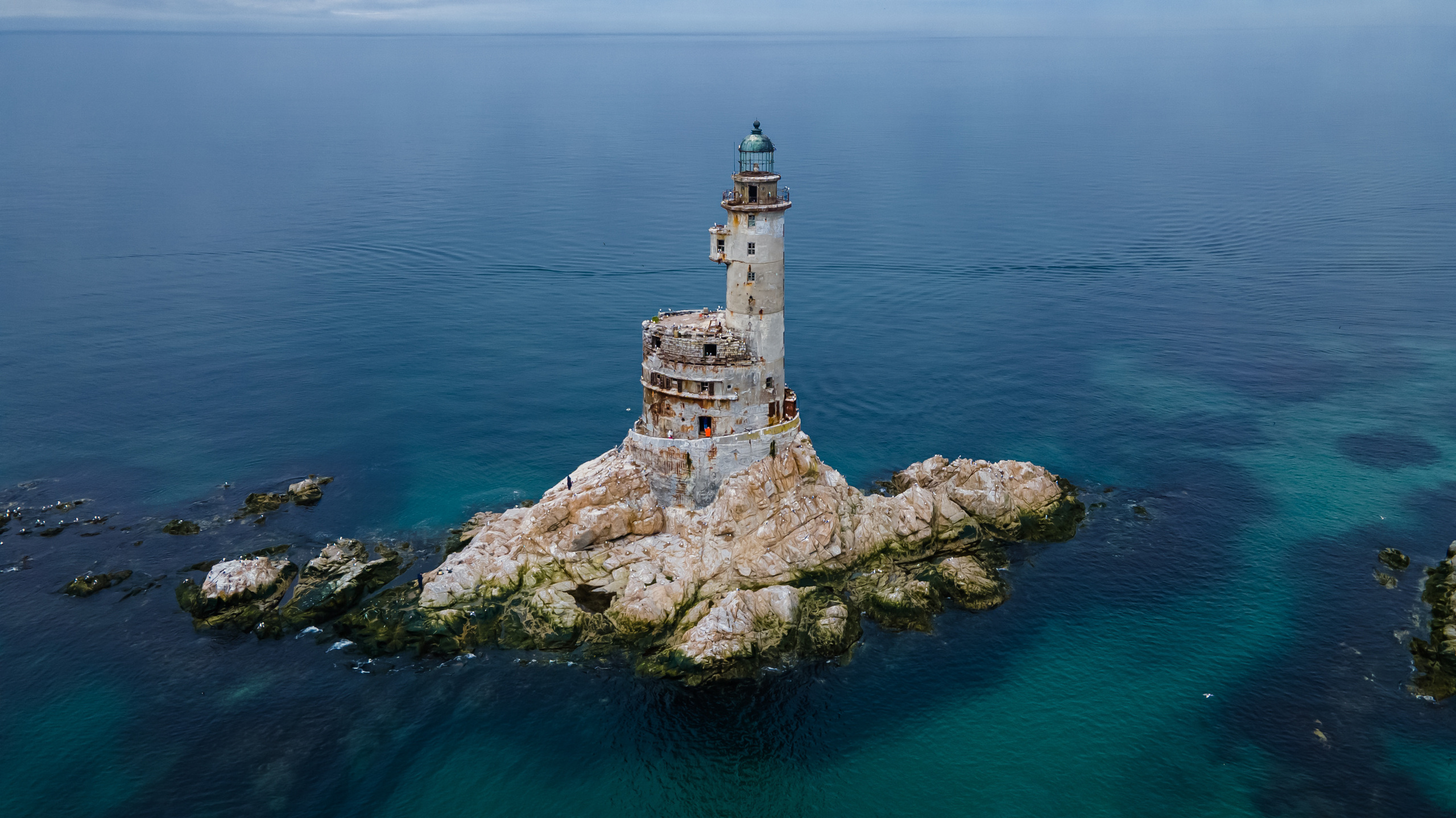 Маяк Анива. Свадебный, семейный и репортажный фотограф в Южно-Сахалинске Артур Петросян