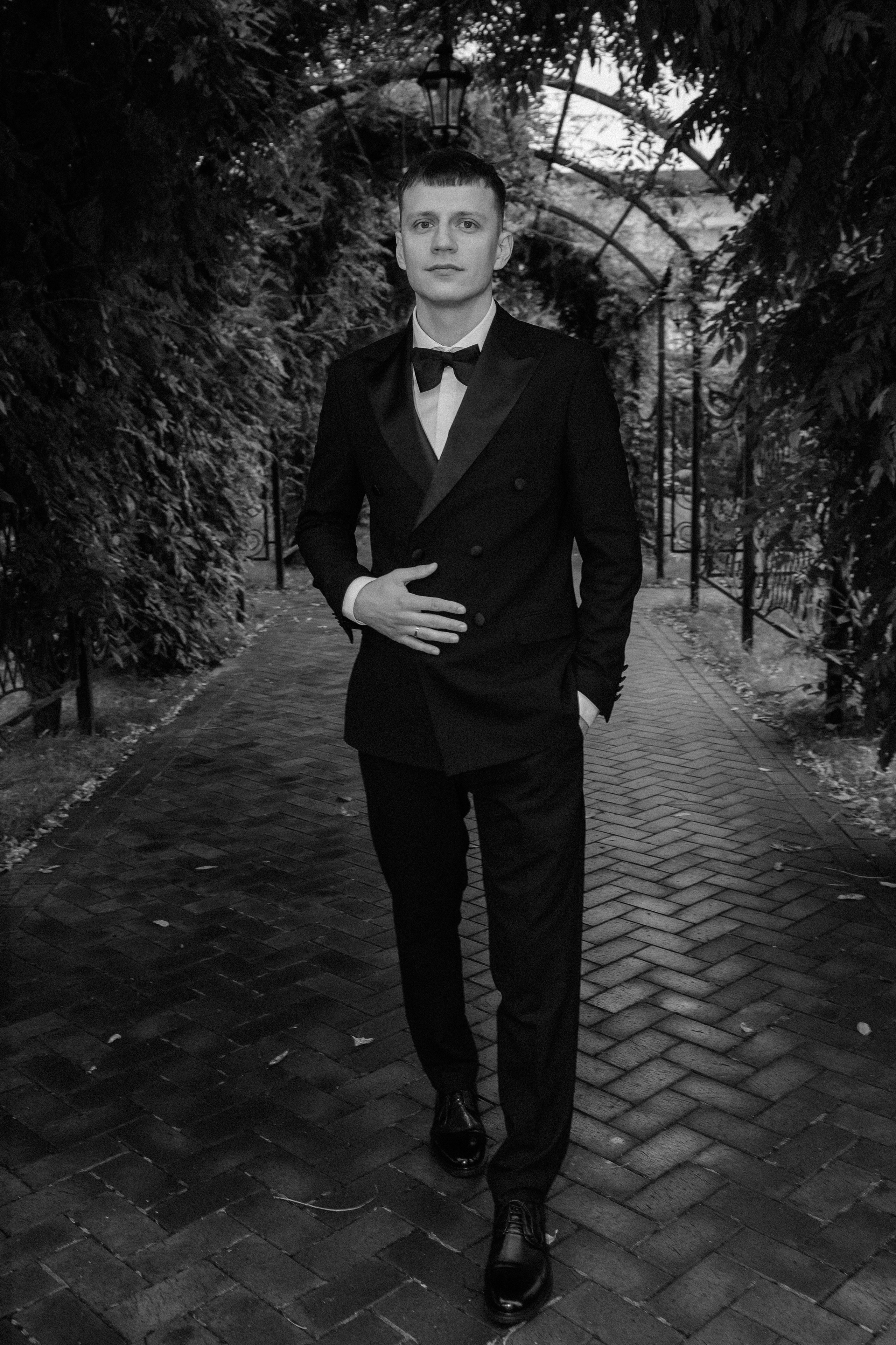 Wedding day in Martinique Bar. Wedding PHOTOGRAPHER Andrew Vnukov