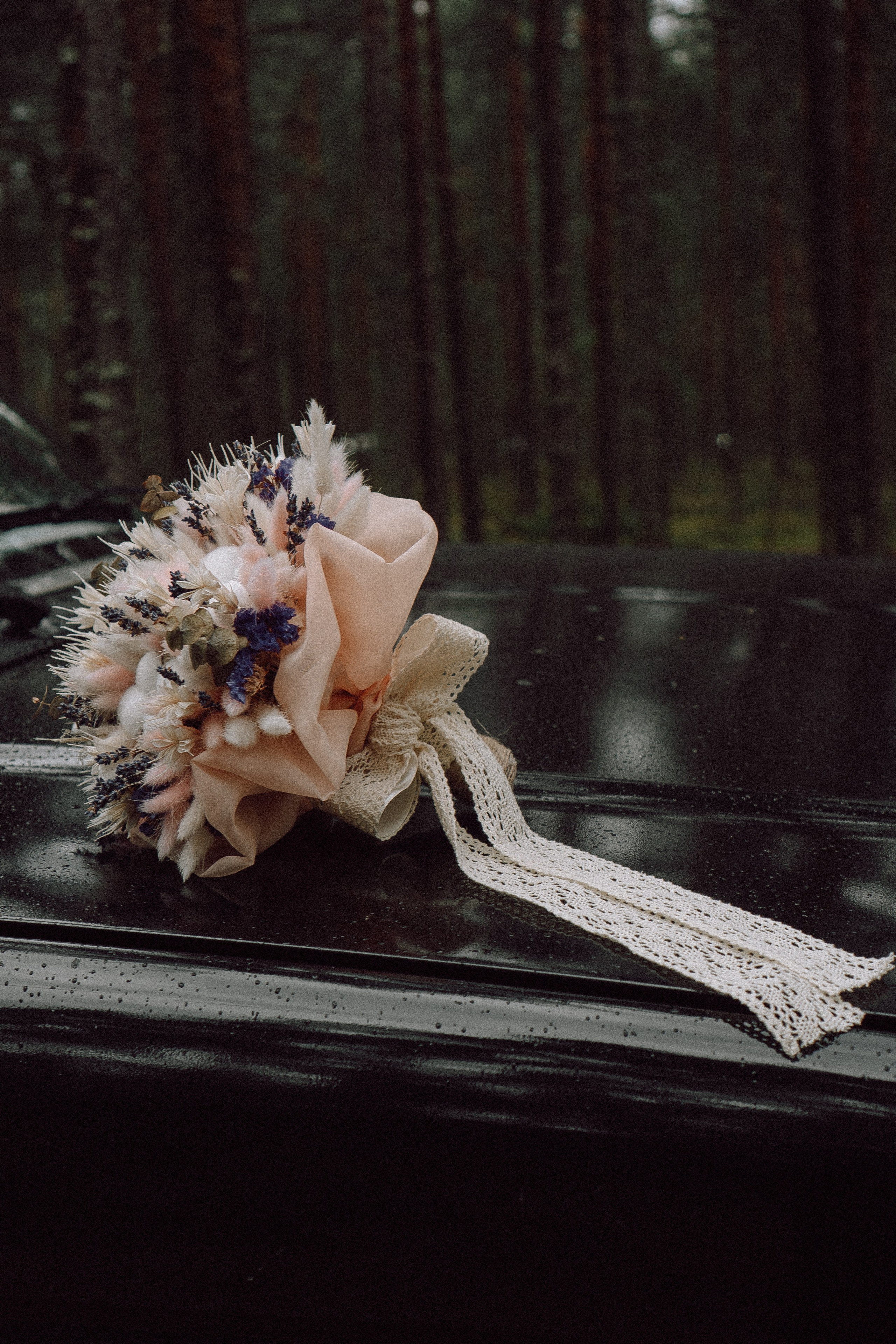 СВАДЕБНАЯ ФОТОСЕССИИЯ ПАРЫ В ГОРОДЕ ПРИОЗЕРСК В СОСНОВОМ ЛЕСУ И С ПИКАПОМ. Профессиональный фотограф, Санкт-Петербург — Виктория Богомолова