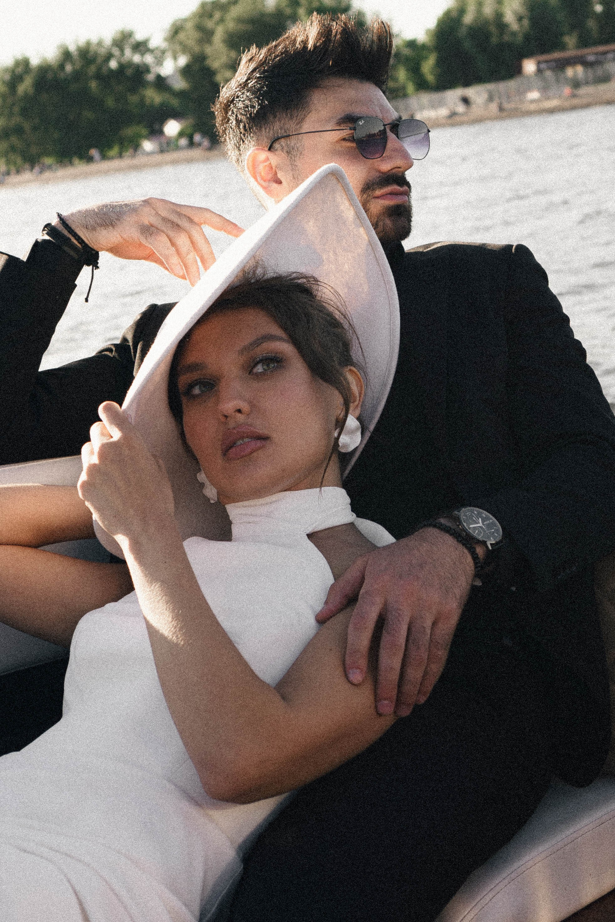 СВАДЕНБНАЯ СЬЕМКА НА КАТЕРЕ ПО КАНАЛАМ САНКТ-ПЕТЕРБУРГА И В АКВАТОРИИ НЕВЫ. Профессиональный фотограф, Санкт-Петербург — Виктория Богомолова