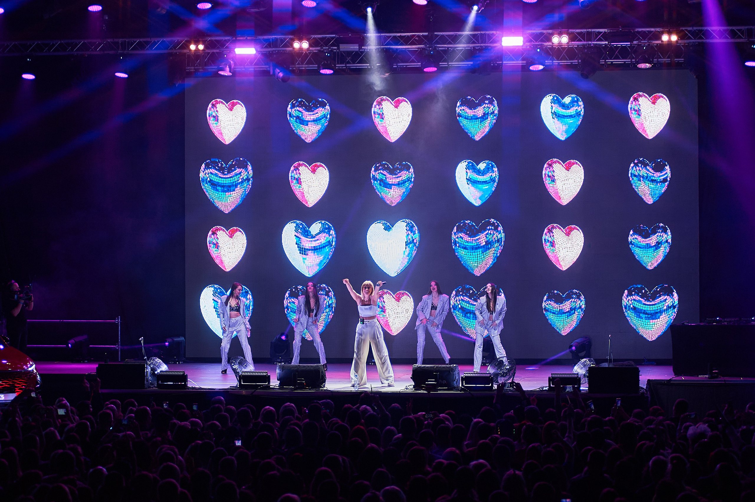 Супердискотека 90-х в Красноярске RECORD. Фотограф Москва Concerts photo / Fashion photо