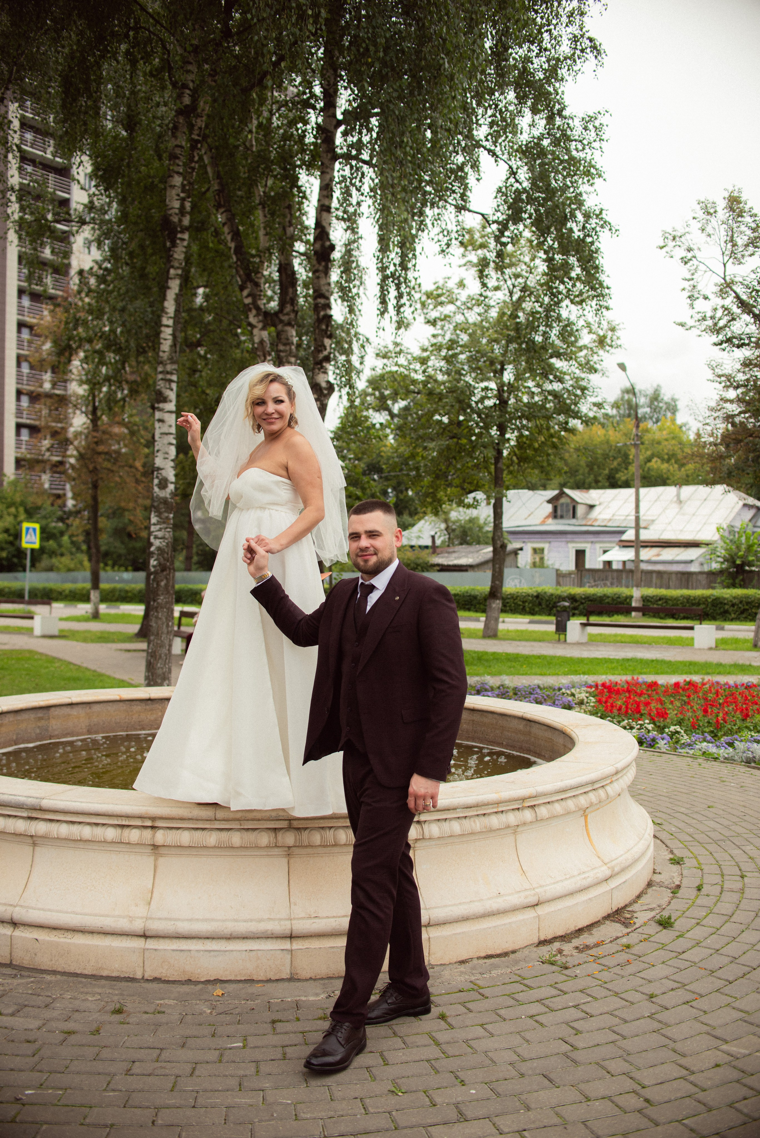 Свадебная фотосессия в Старой Купавне: фото и цены 2026 | Алёна Макеева. Свадебный и семейный фотограф в Москве и МО (Фрязино, Королёв, Коломна) Макеева Алёна