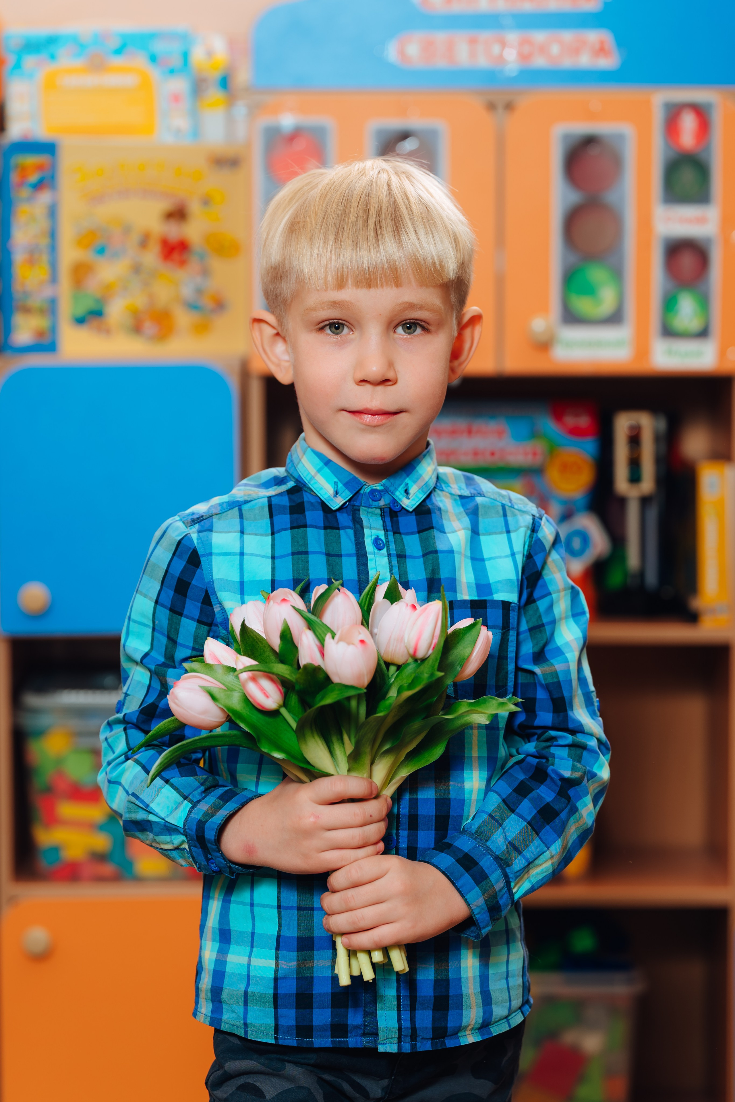 Портреты в интерьере группы. Детский и семейный фотограф Катерина Мишина