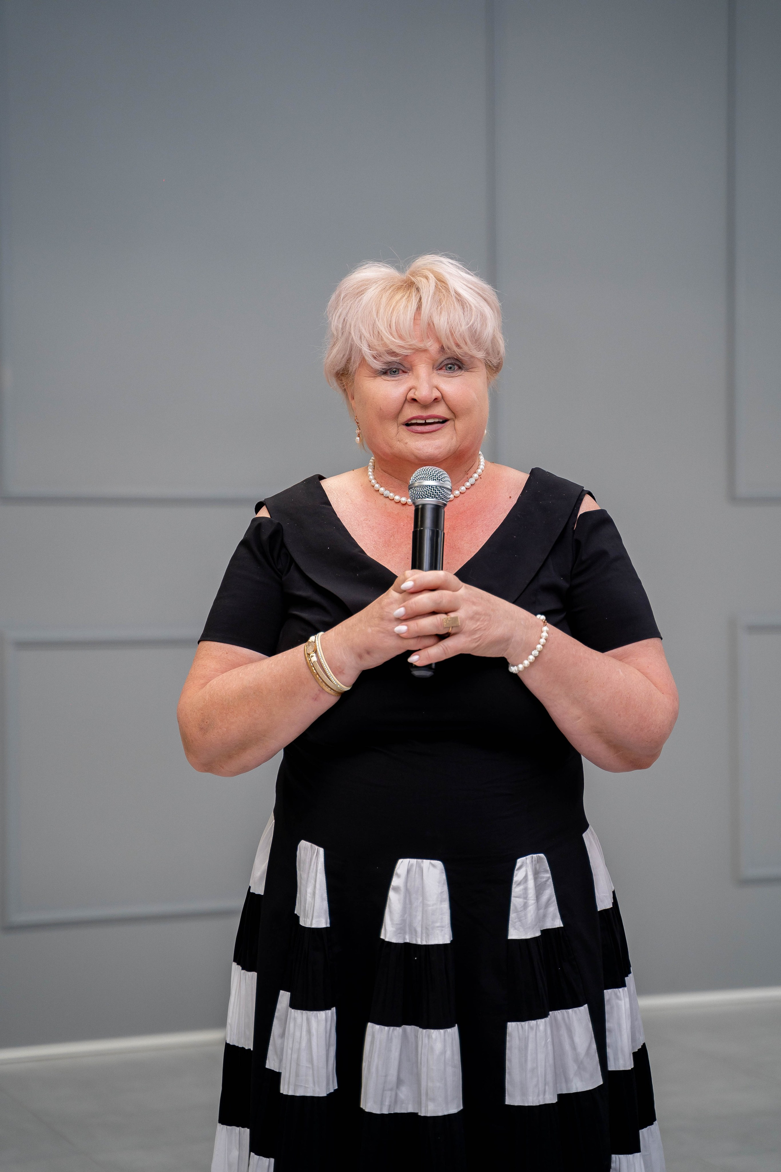 Школа 9 выпуск 2025. Выпускные альбомы в Краснодарском крае