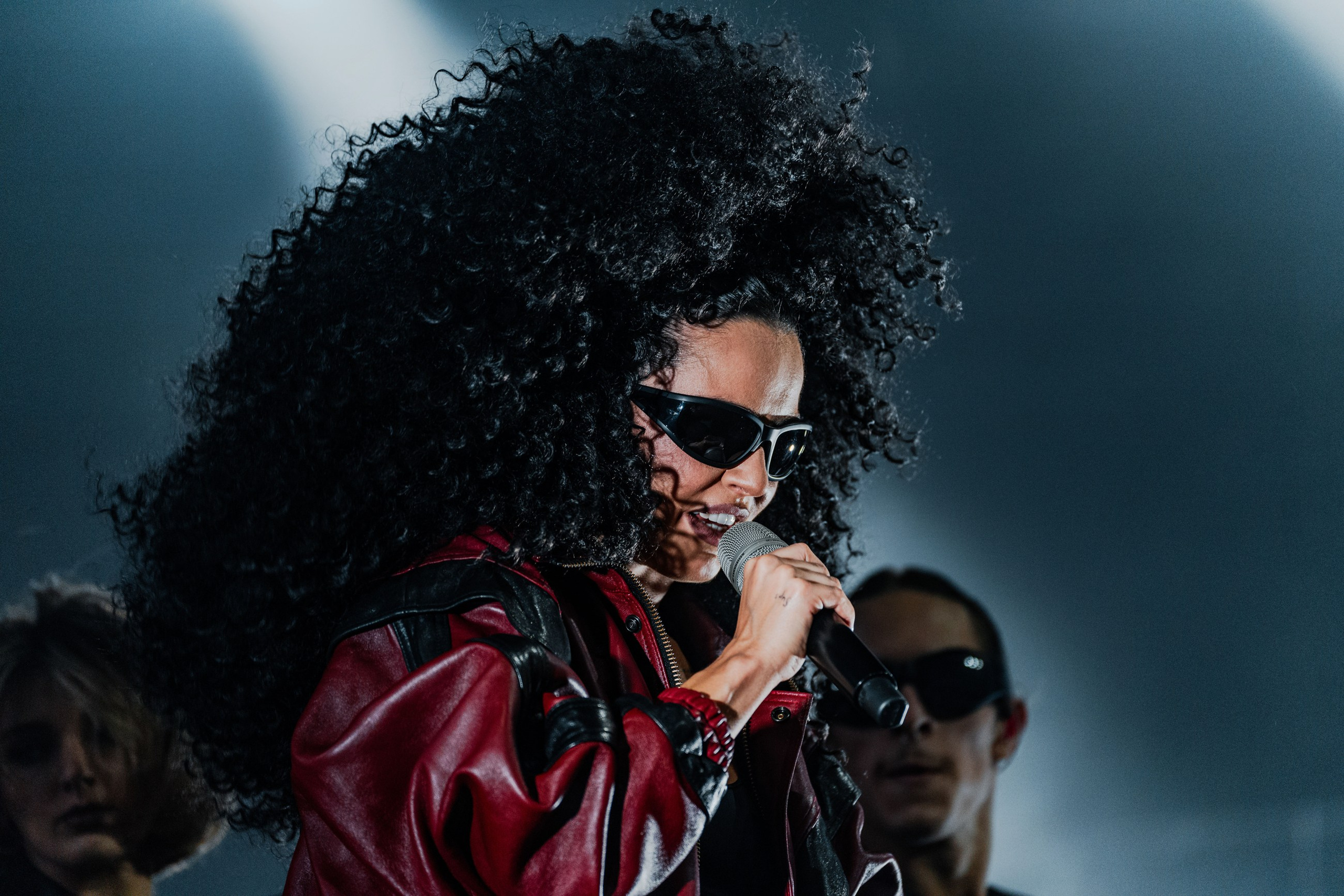 Фотографии с концерта Zivert в Ярославле. Репортажный фотограф в Москве Измалков Артем