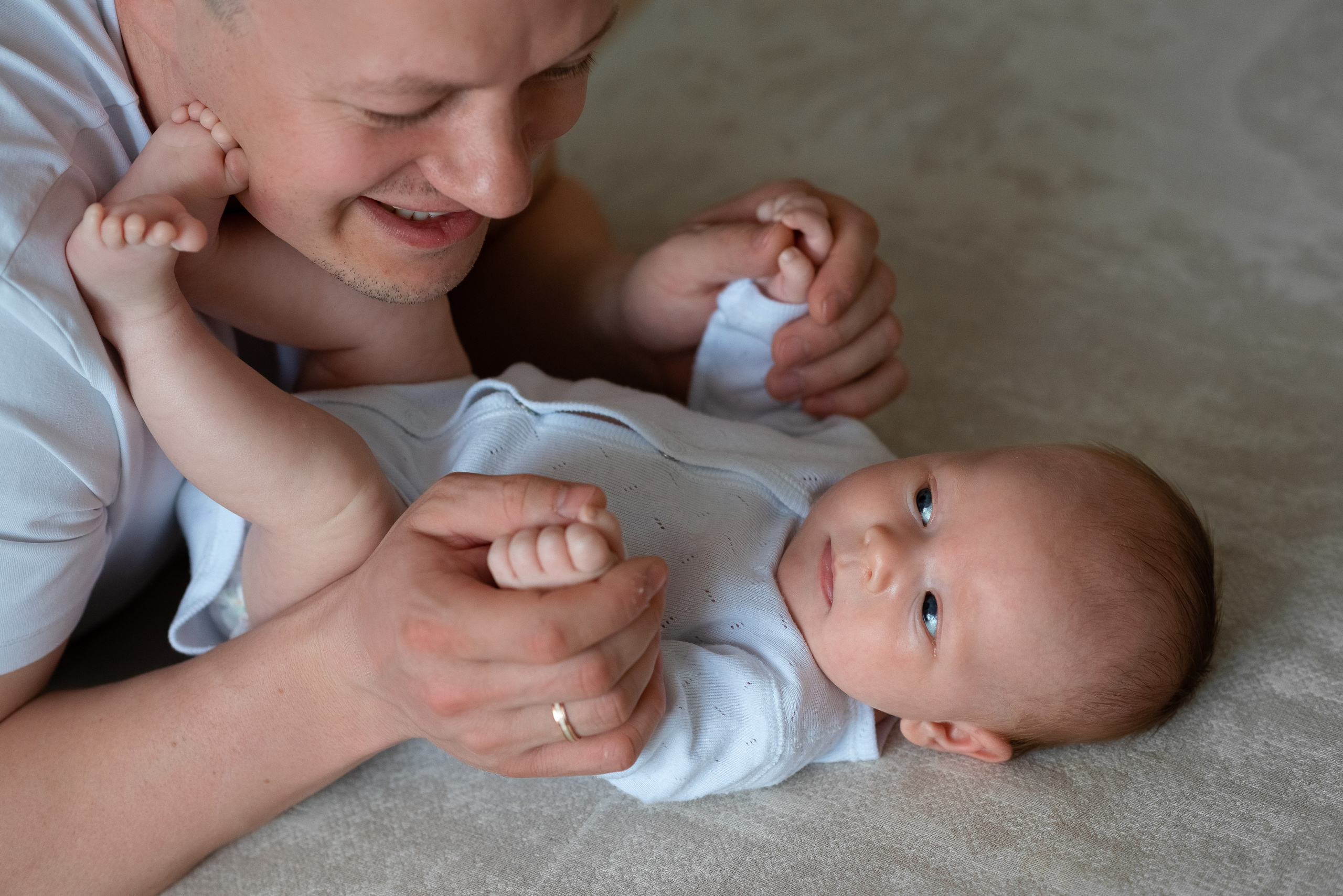 Маленькая Машенька. Семейный фотограф на выписку из роддома и крещение Минск Настя Гришук