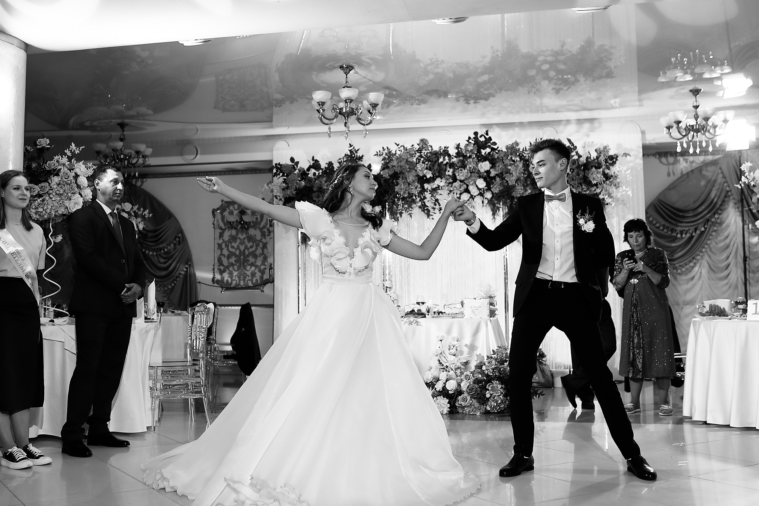 Свадебная фотосессия Кирилла и Вероники. Свадебный и семейный фотограф и видеограф в Екатеринбурге Полянские Тимур и Анастасия