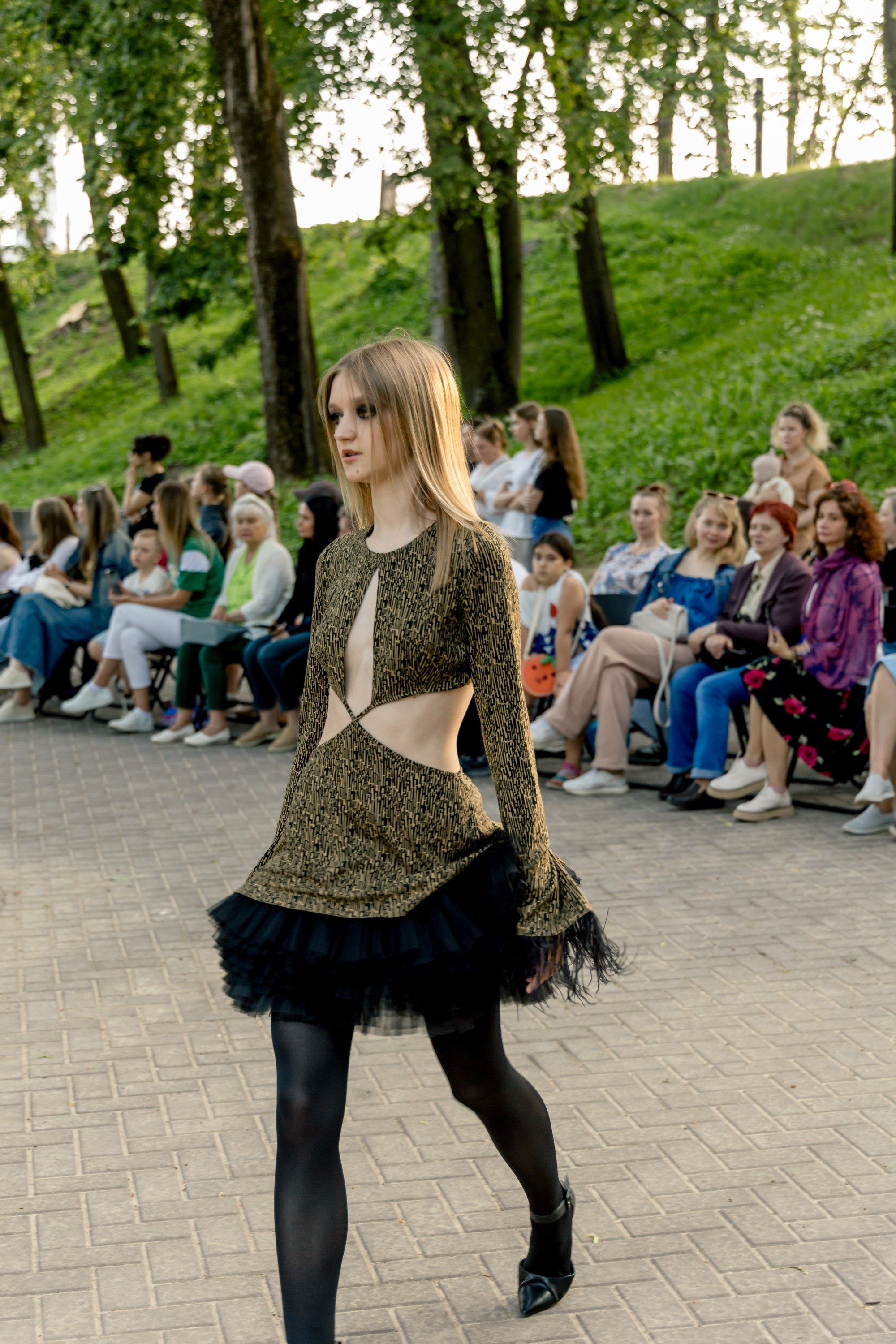 Smolensk Fashion Week 2025_показы_ДЕНЬ 1_ВЕЧЕРНИЙ ПОКАЗ_19:00. Главная