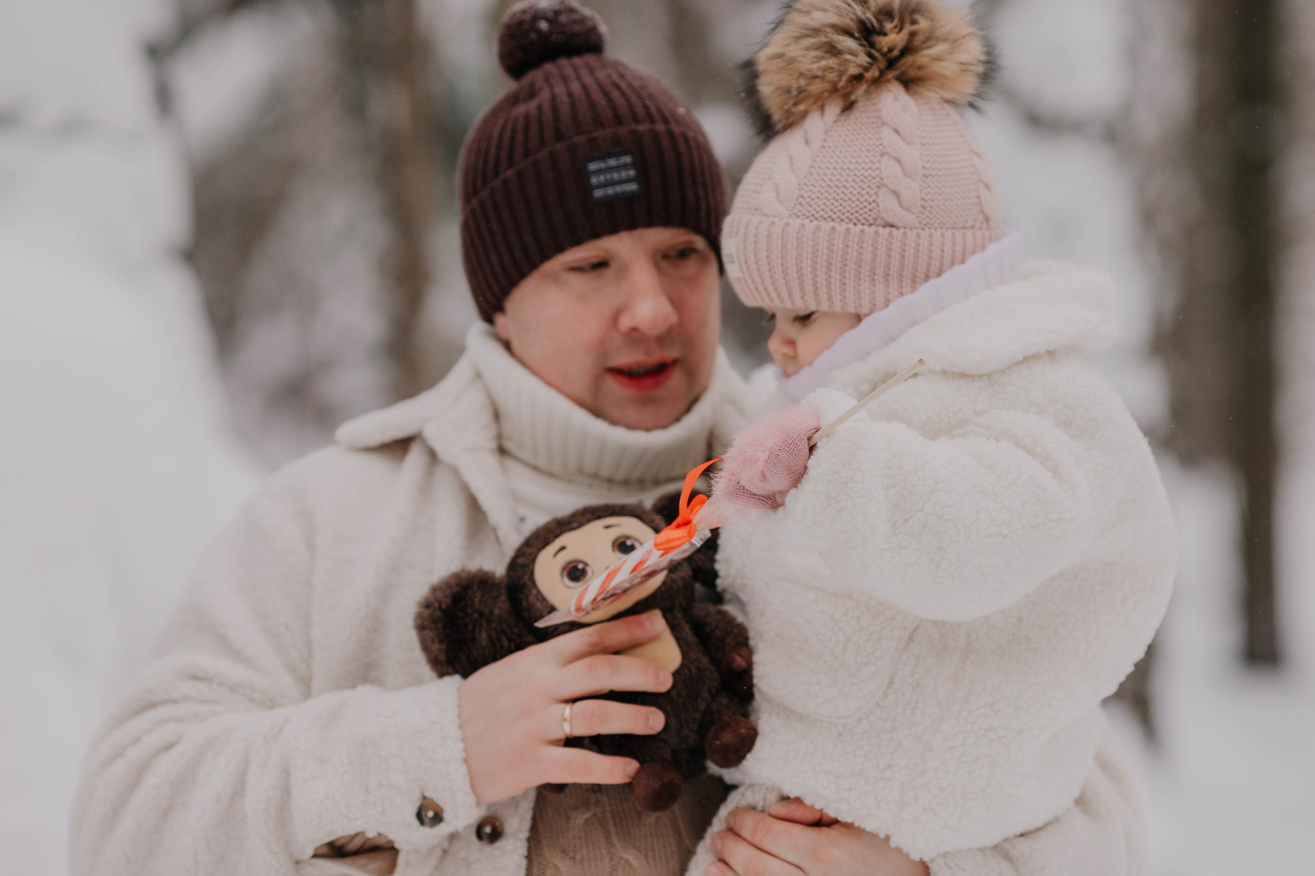 Лиля и семья Зимняя прогулка в лесу. Семейный и свадебный фотограф Видное Москва Екатерина Пятова