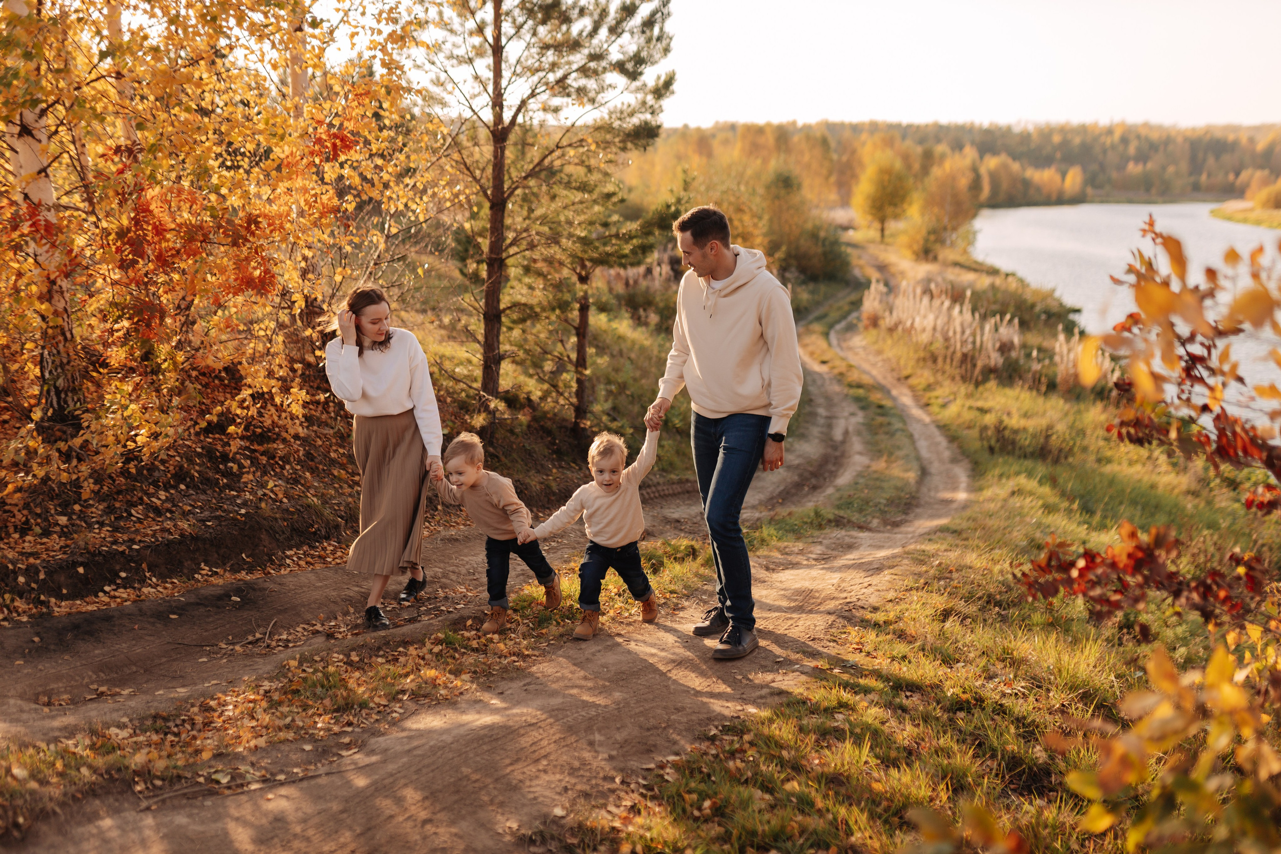 Осень с семьей Вадима и Данила. Семейный фотограф Альбина Крутелева, Екатеринбург, Ревда