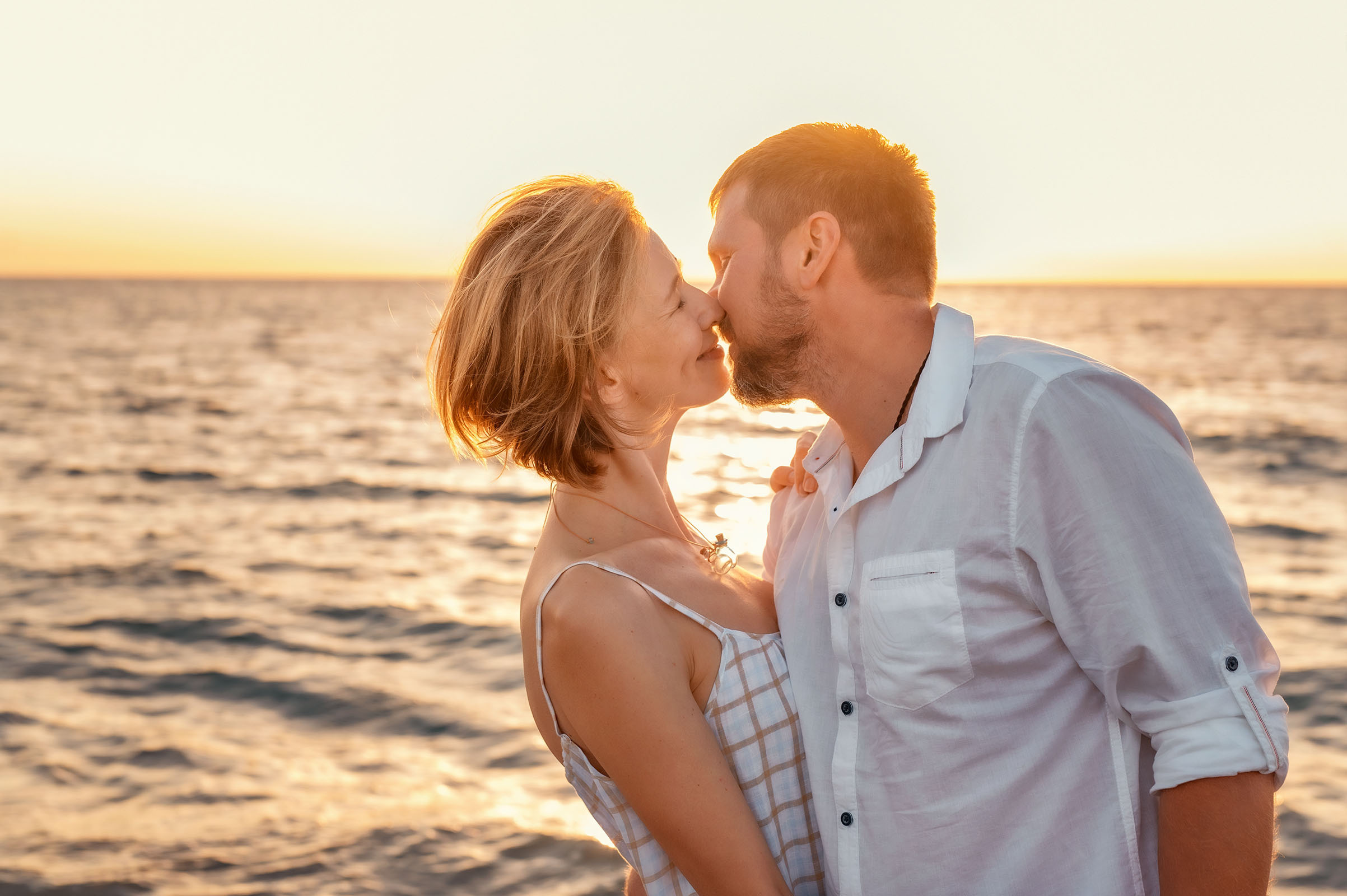 Любовь на закате у моря в Сочи