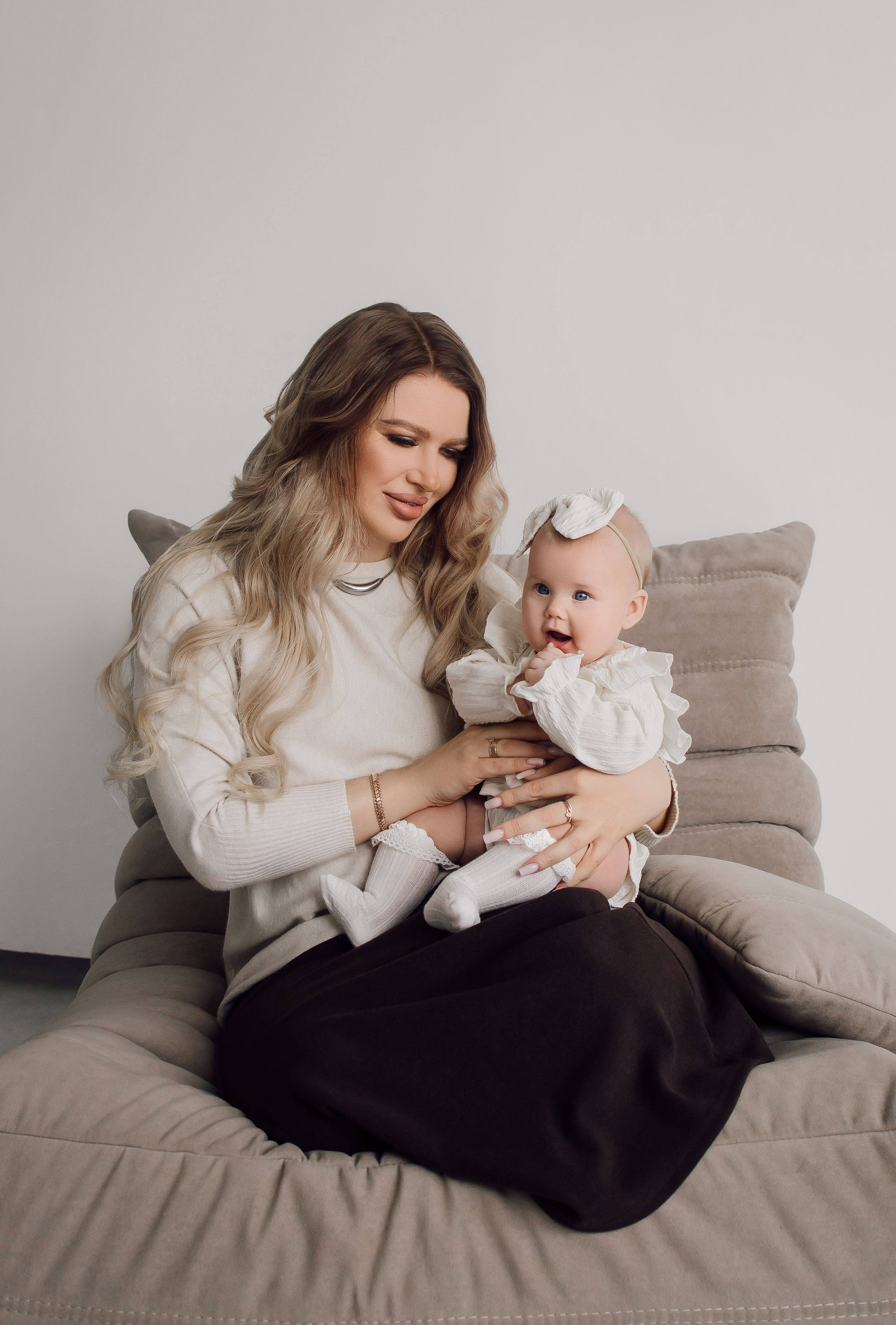 Нелли, Артем и Ева