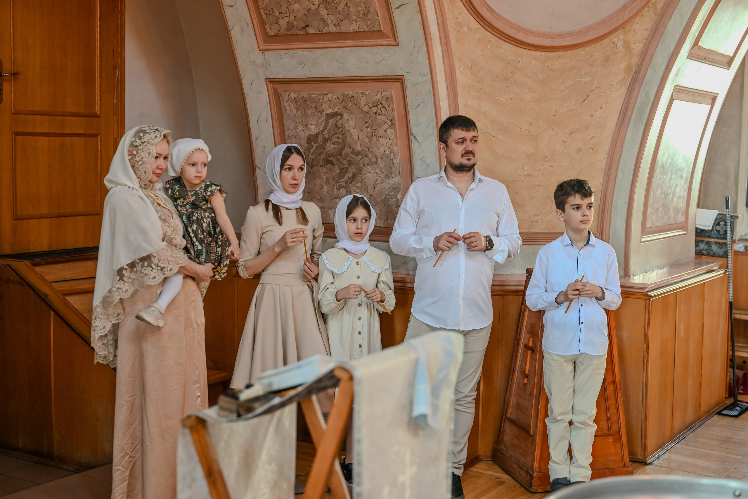 Крещение мама Анна. Семейный и детский фотограф Москва