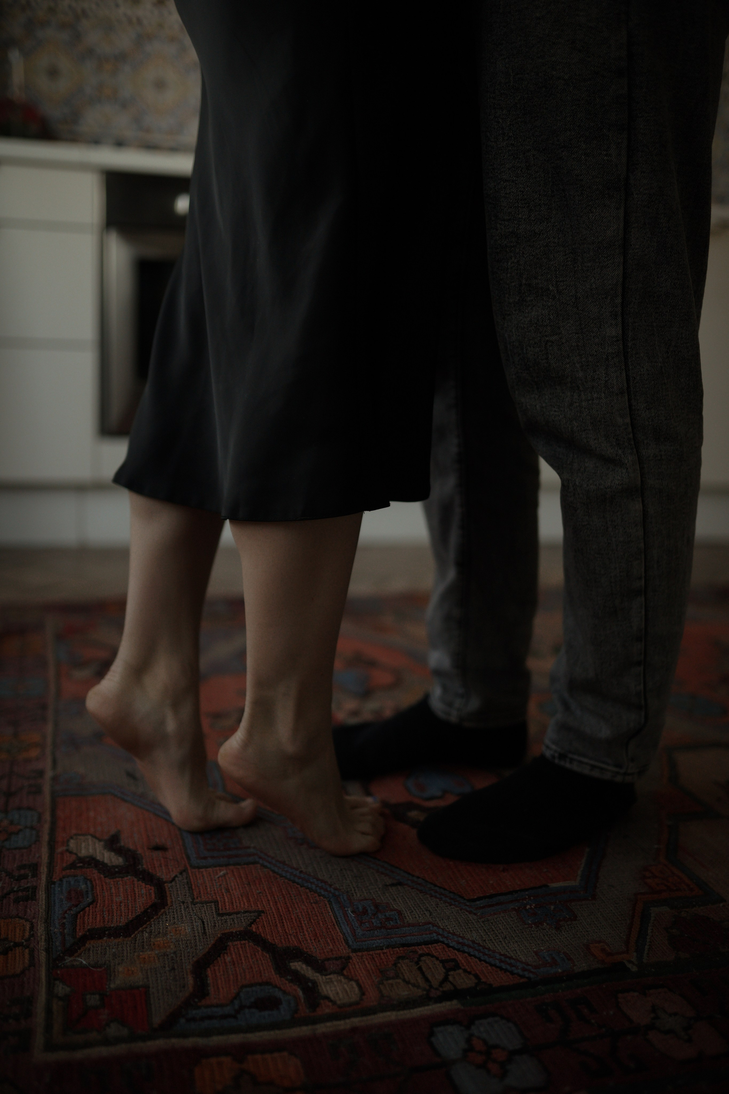 Черное-белое