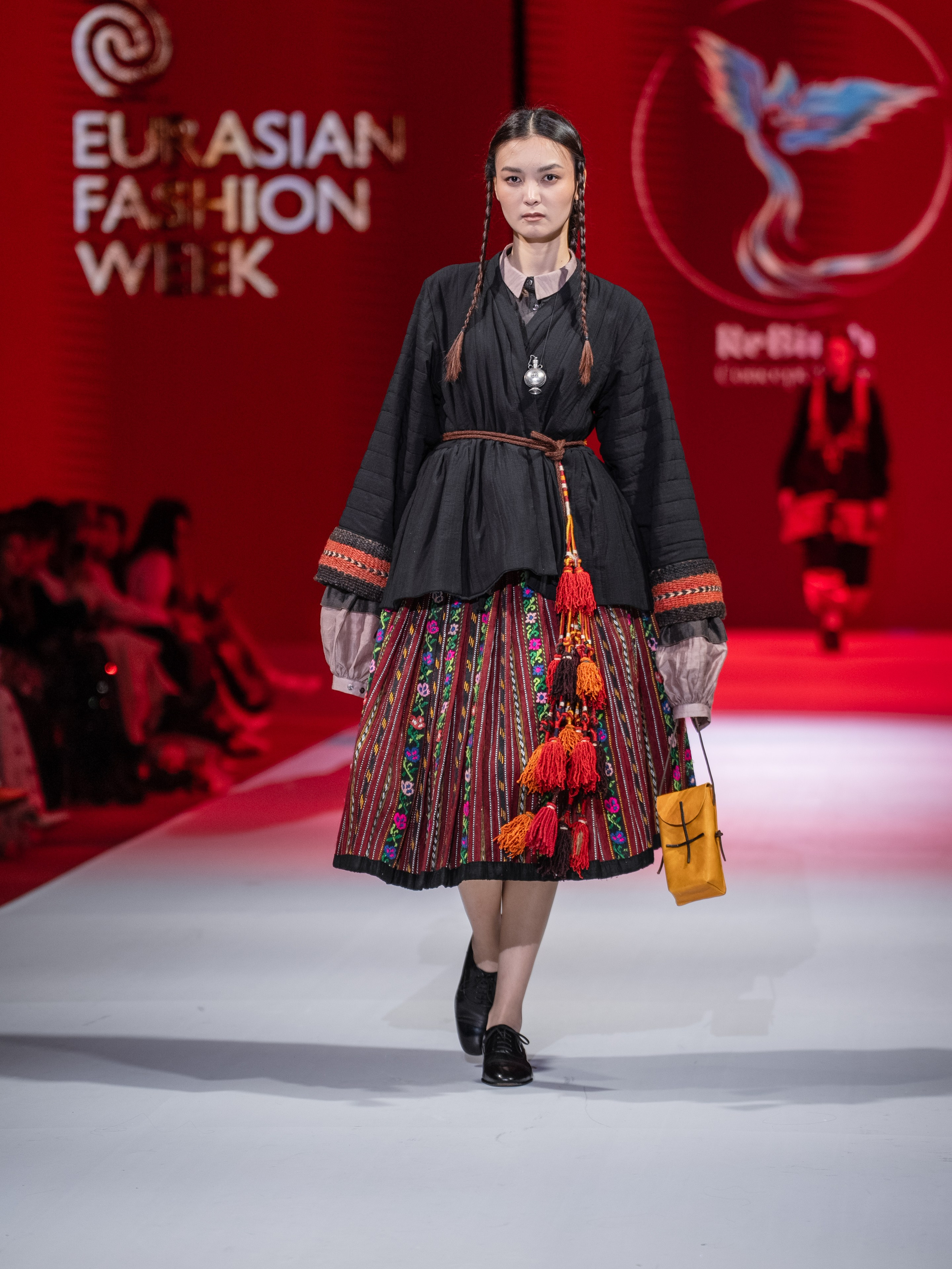EURASIAN FASHION WEEK Reberth. Сайт Алматинского НЮ АРТ, будуар и фэшн фотографа Дениса Карпенко
