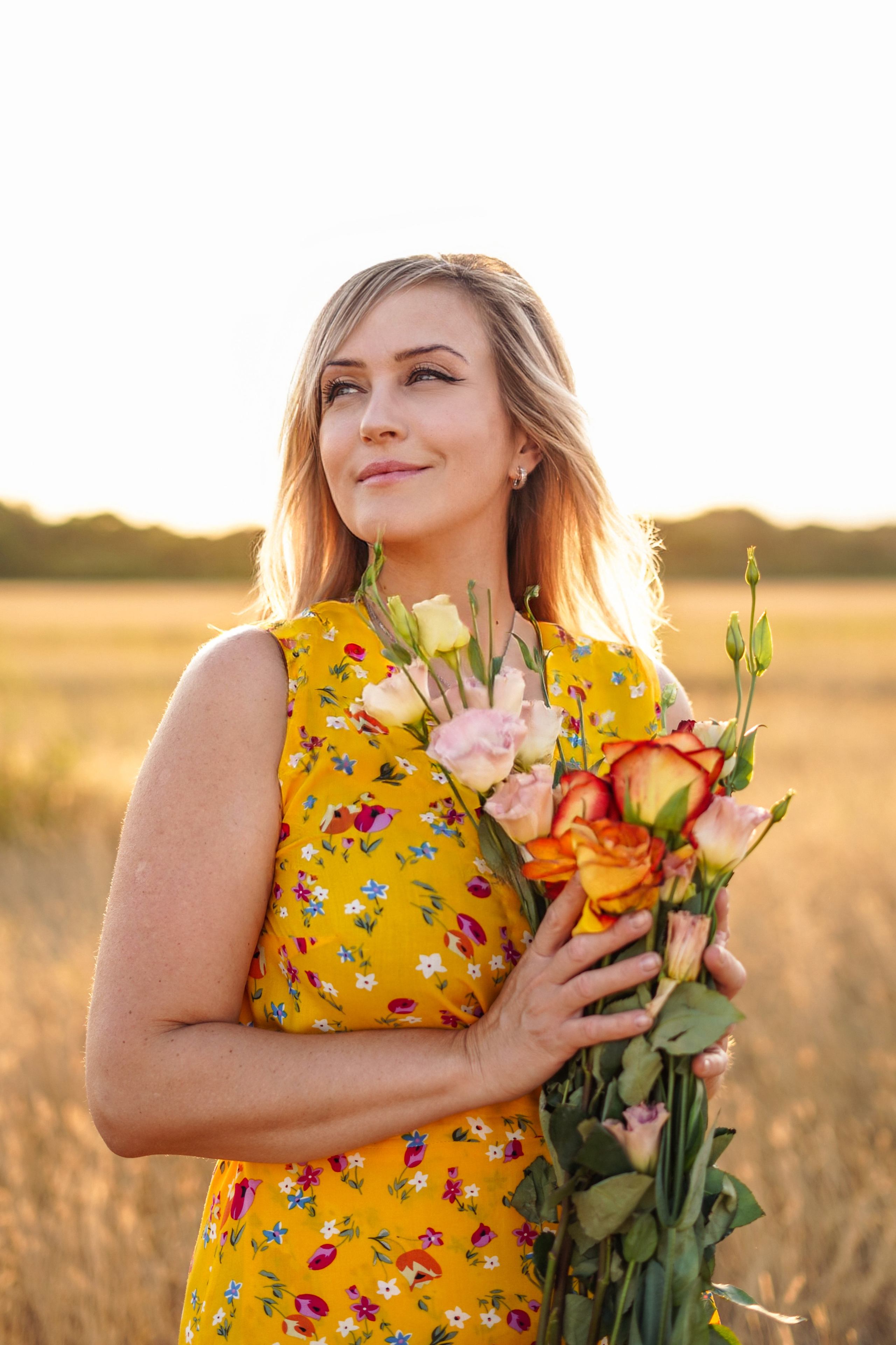 Семейная фотосессия в поле. Фотограф Москва, визуальный менеджер Дарья Шевченко
