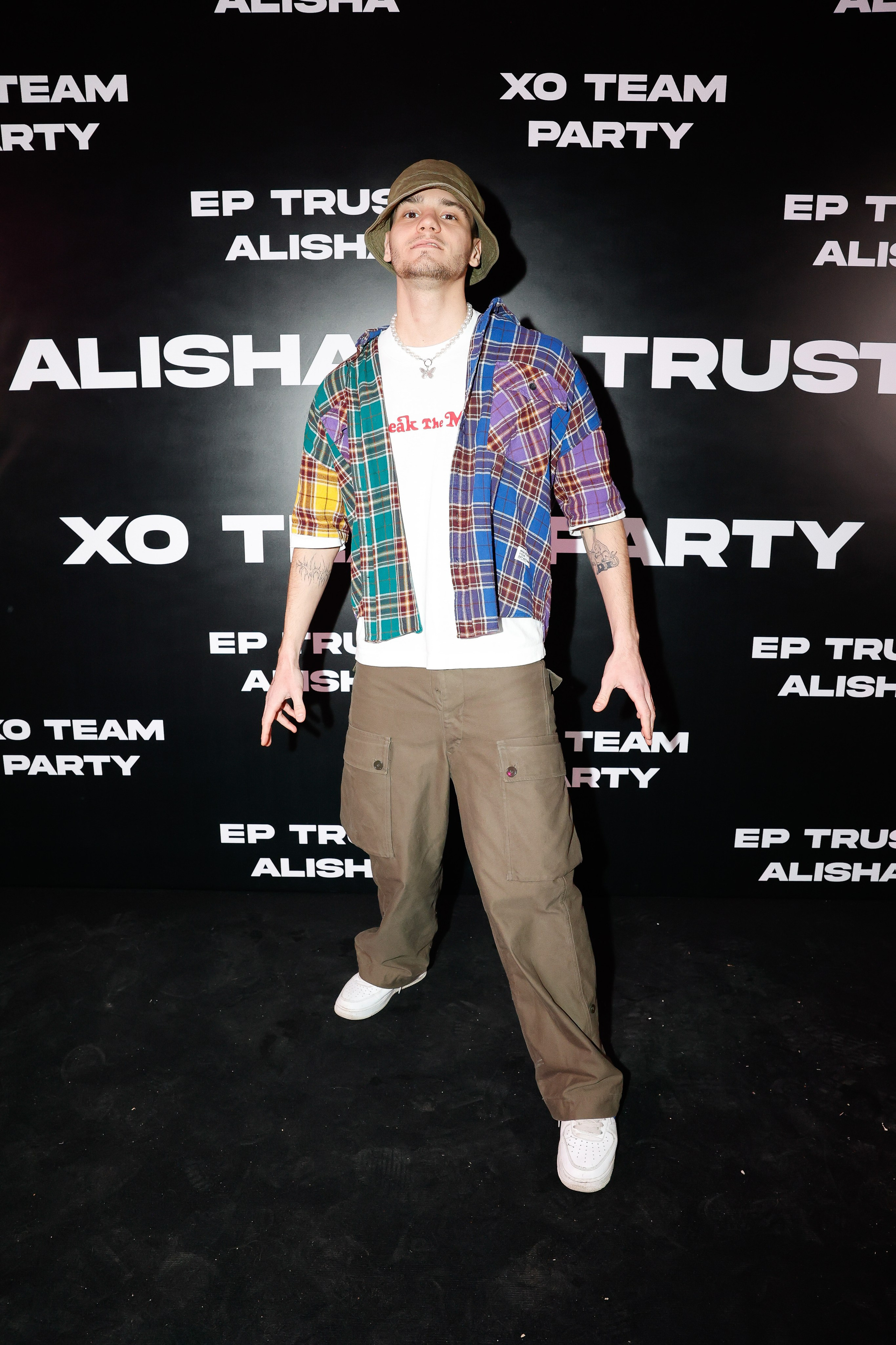 ALISHA. Nikolskayasecular