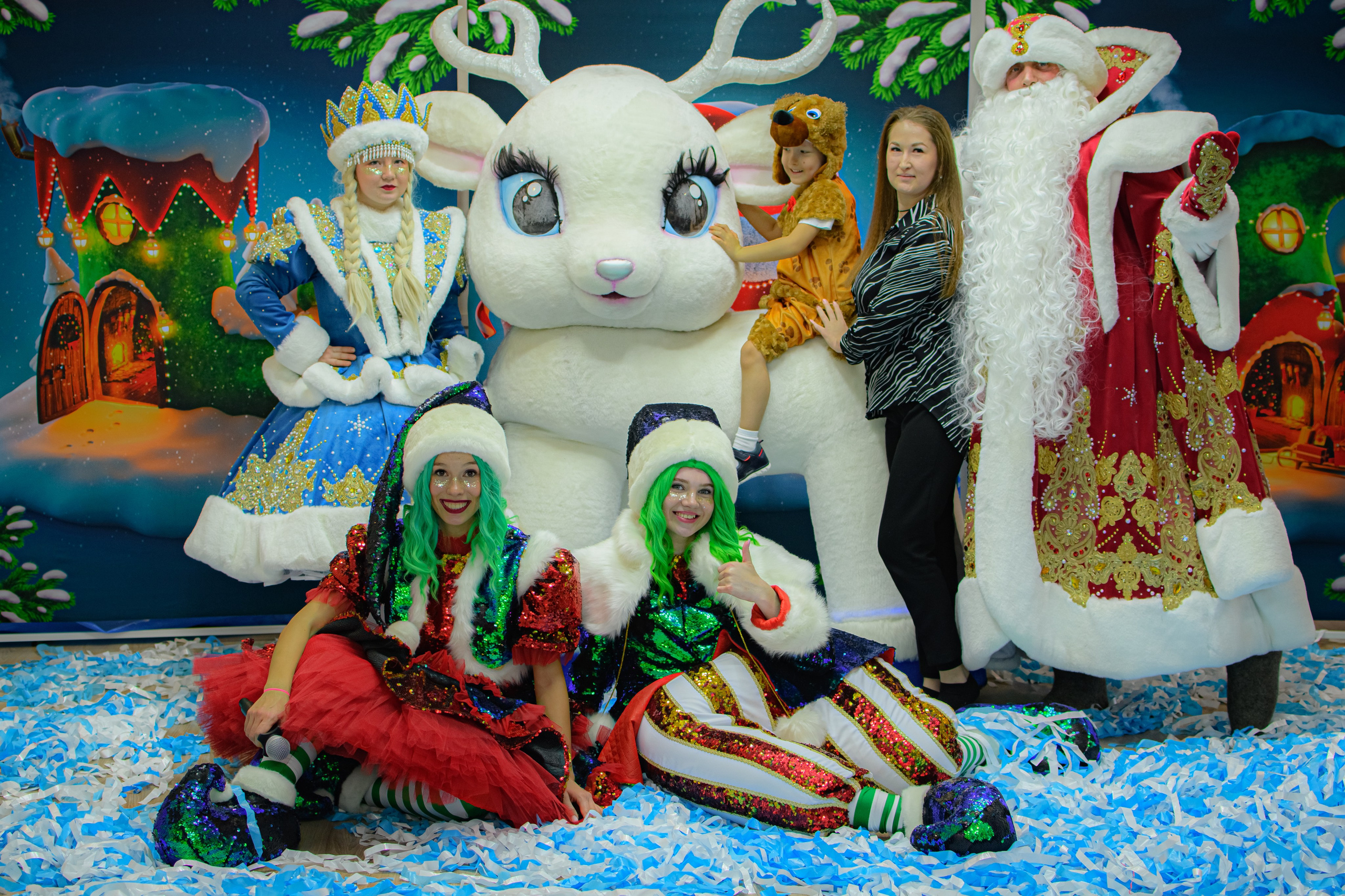 HAPPY NEW YEAR. Photokarish