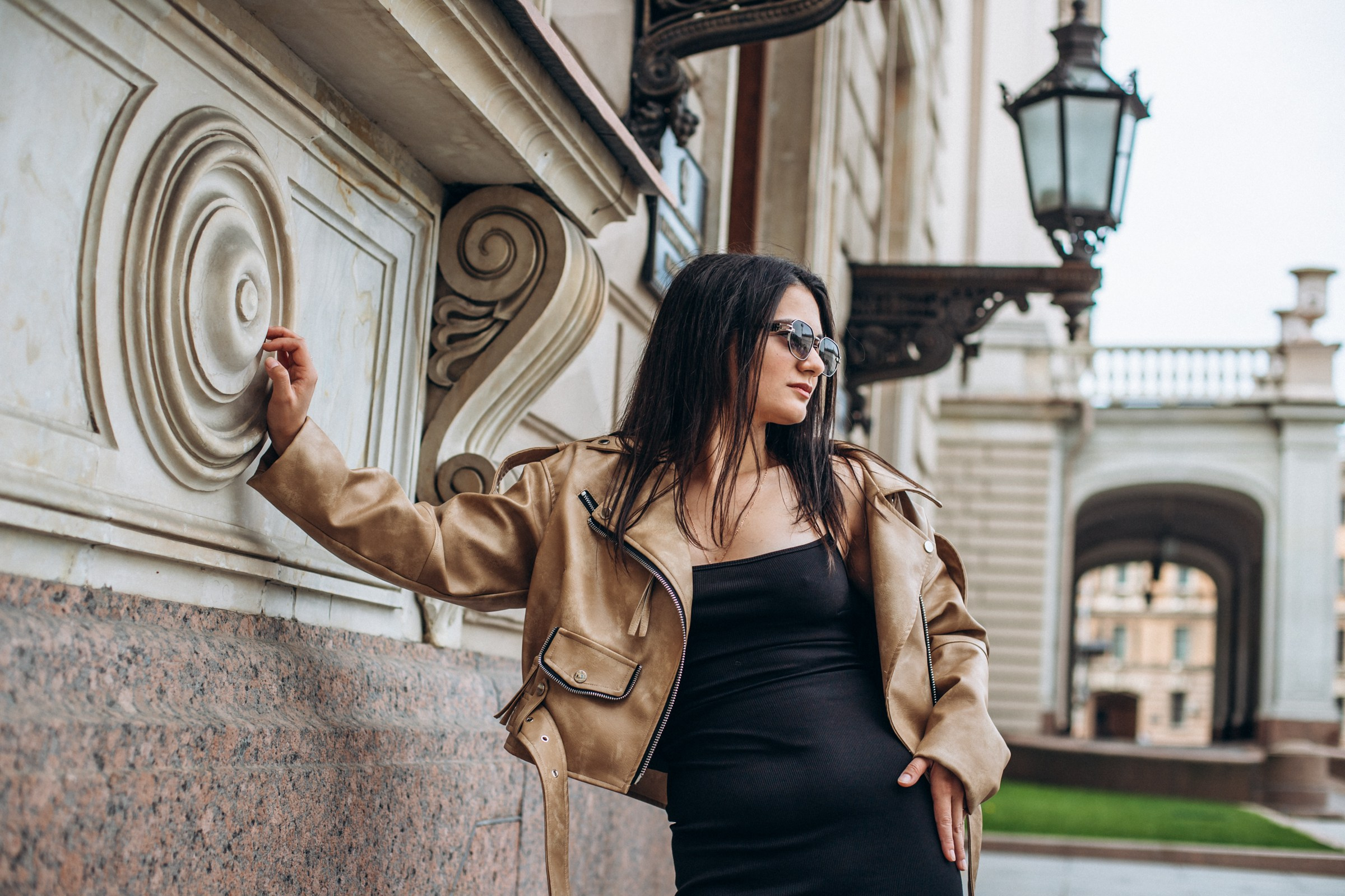 Валерия в мае. Фотопрогулка в Петербурге. Индивидуальный и семейный фотограф в Санкт-Петербурге