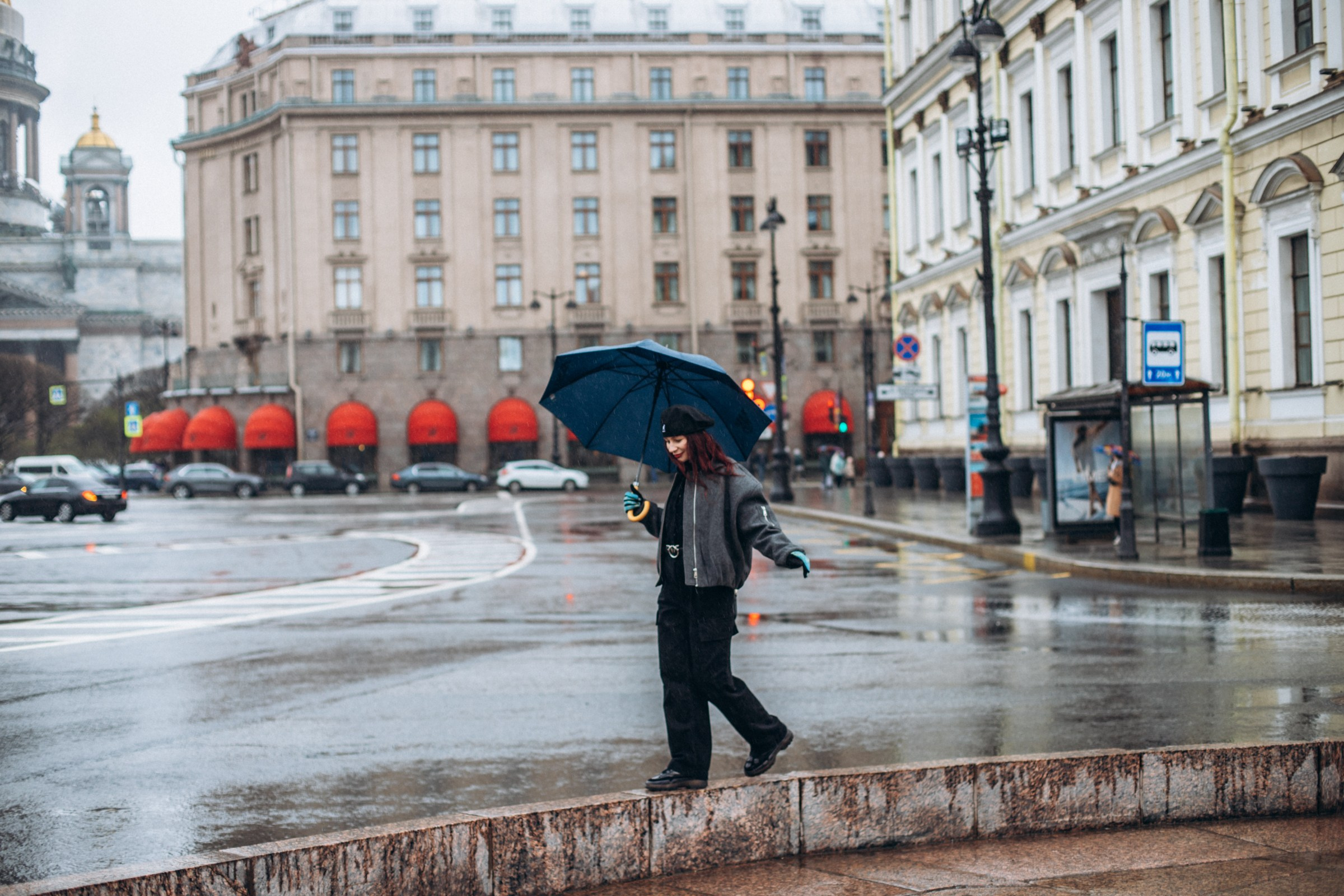Людмила в мае. Фотопрогулка в Петербурге. Индивидуальный и семейный фотограф в Санкт-Петербурге