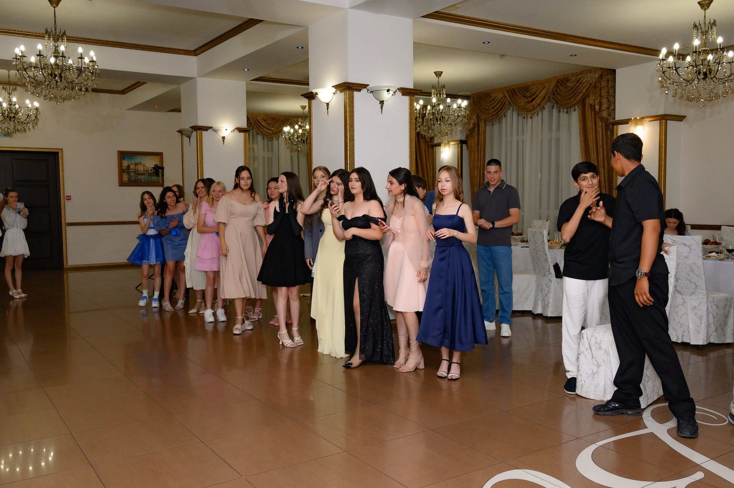 Выпускной 2025 9 кл. Семейный и детский фотограф в Новороссийске Лебедева Елена