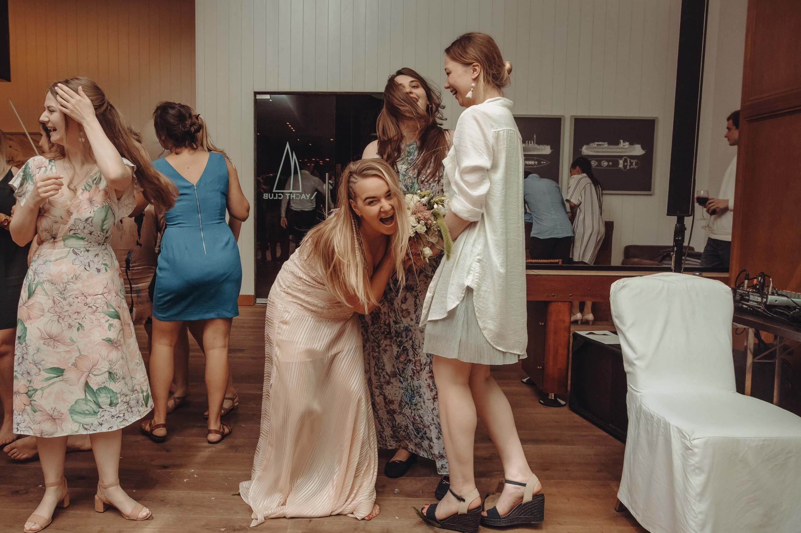 Надя и Йонас. Главная