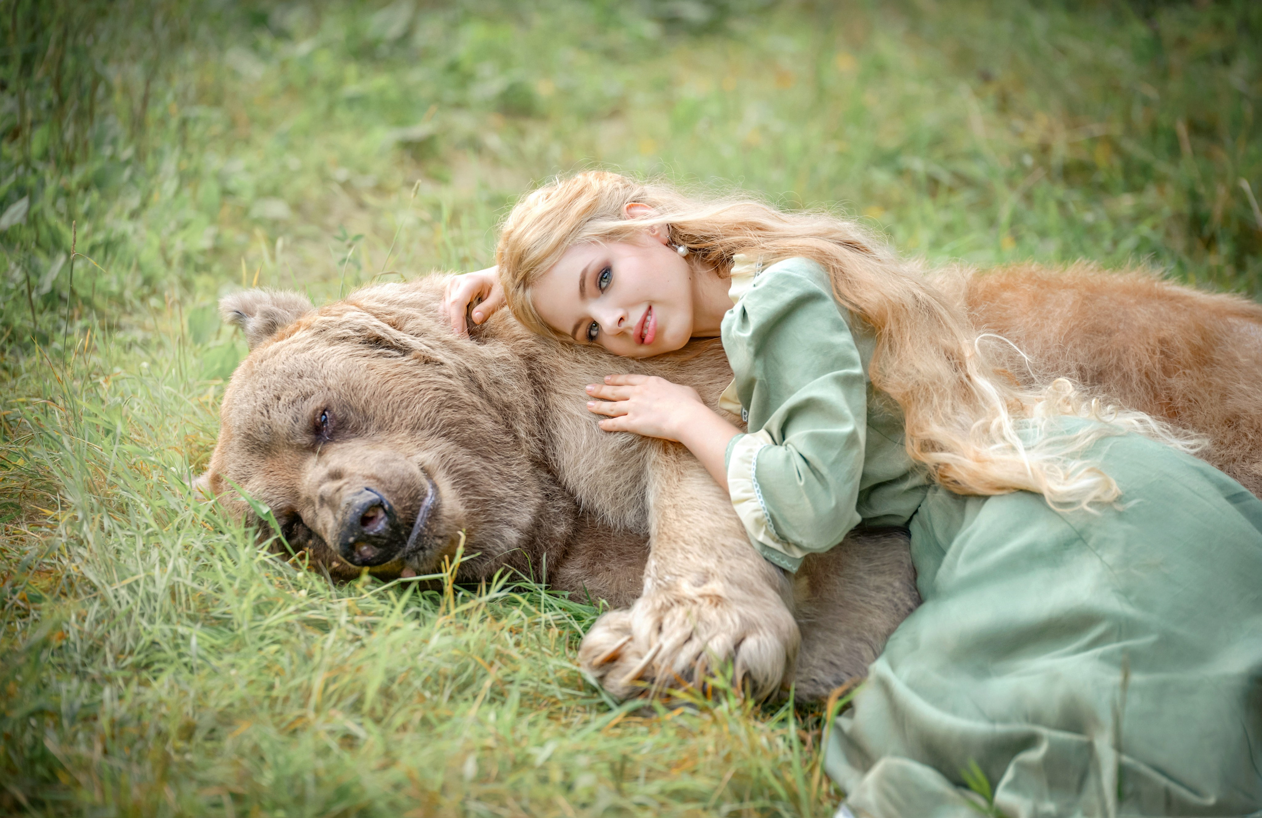 Фотограф с медведем Москва