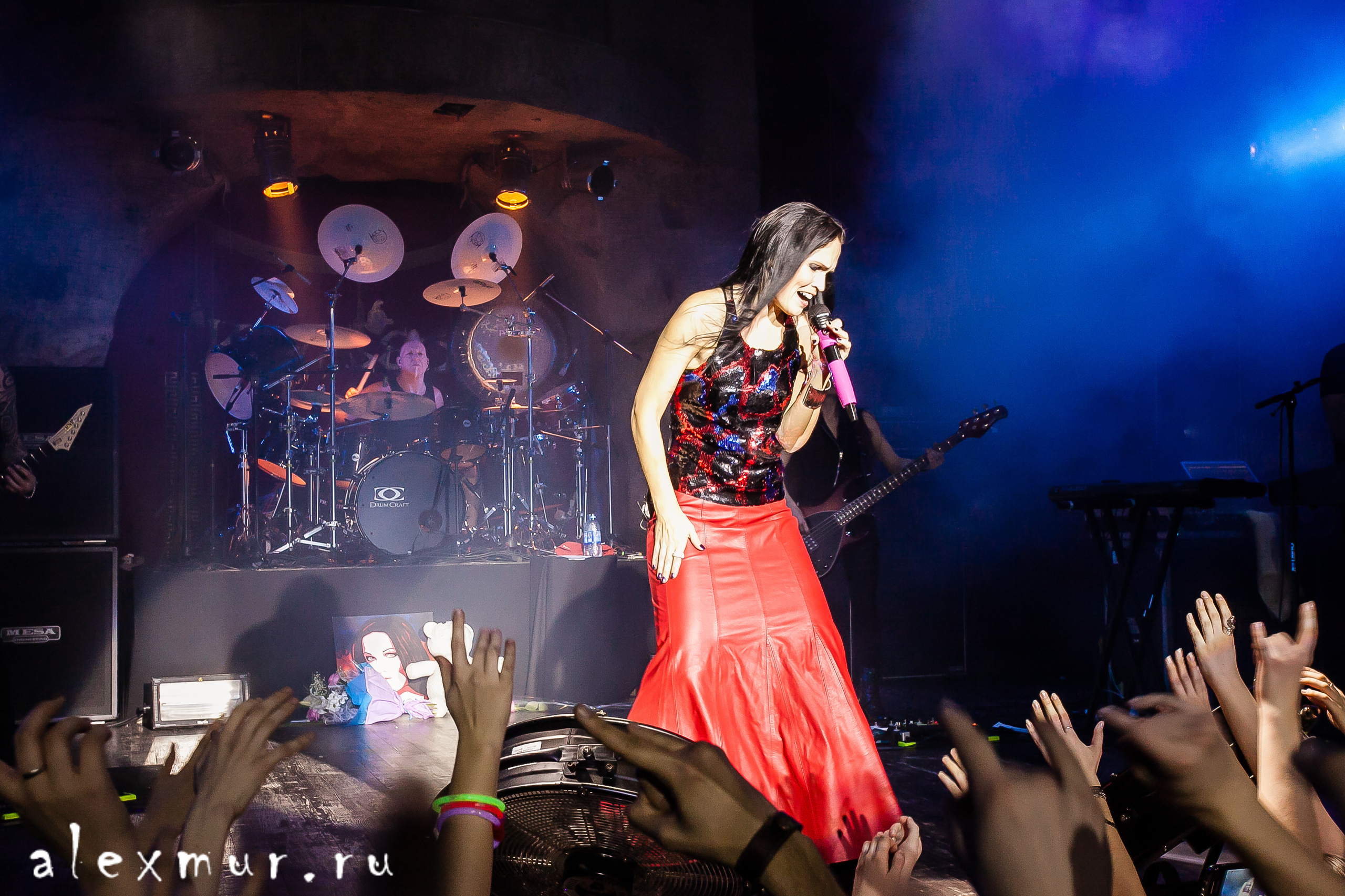 Выступление Tarja Turunen  (Nightwish). Огни Уфы
 ФОТО Алексей Муравьёв Alex Mur, Уфа +79174549816

#Россия #Russia #Петербург #СПБ #Уфа #photo #фото #фотограф #alexmur #TarjaTurunenт #Nightwish #концерт