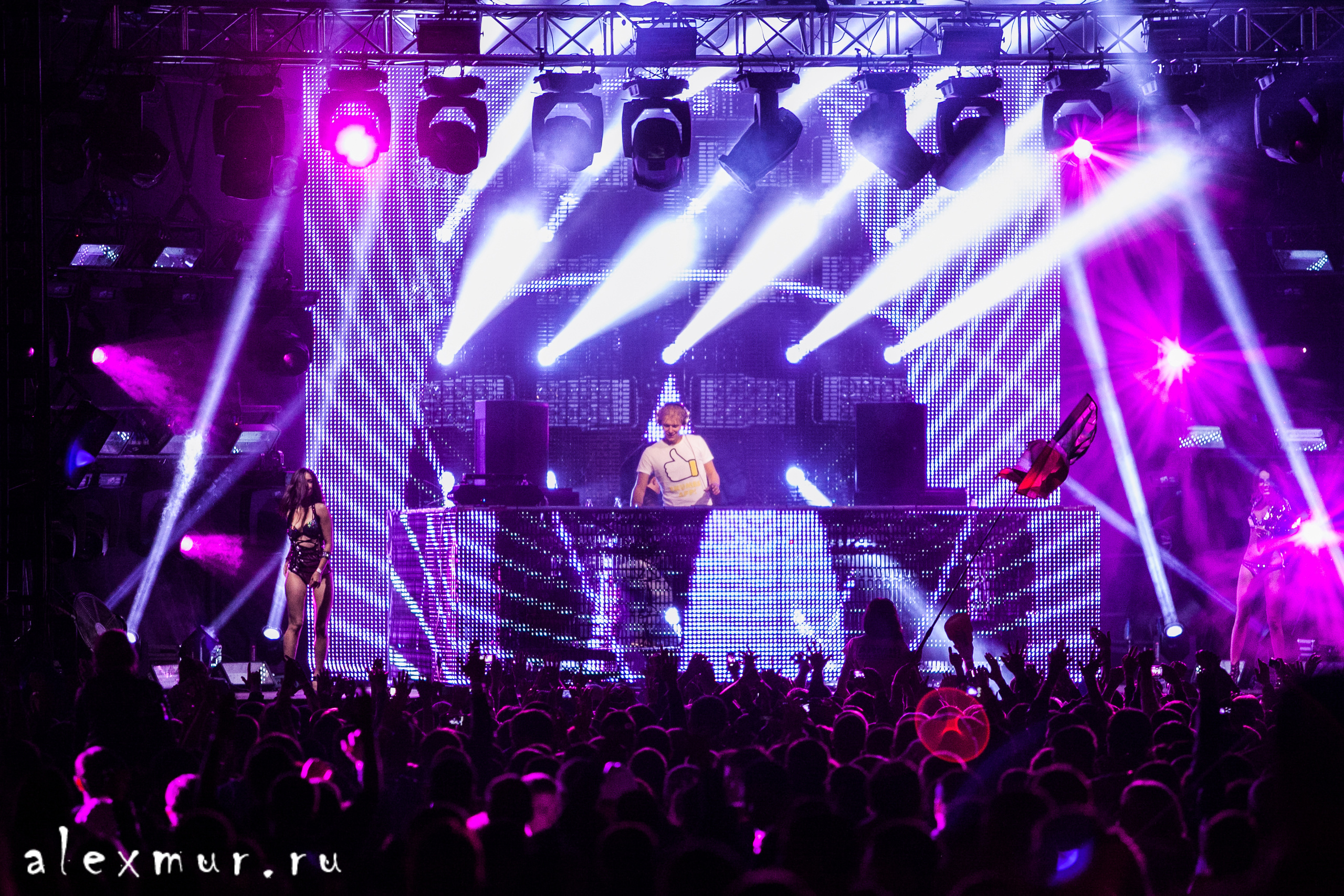 Armin van Buuren на фестивале Globalclubing в Казани.  
ФОТО Алексей Муравьёв Alex Mur, Уфа +79174549816

#Россия #Russia #Петербург #СПБ #Уфа #photo #фото #фотограф #alexmur #Казань #Globalclubing #ArminvanBuuren #ASOT #Armind 

Концертное фото Уфа, Концертный фотограф Уфа, Концерт Уфа, Концертный фотограф Алексей Муравьёв, концертный фотограф Alex Mur, клубное фото Уфа, клубный фотограф Алексей Муравьёв, клубный фотограф Alex Mur, клубы Уфы, клуб Уфа, клуб Уфа, Огни Уфы, репортажная съёмка Уфа, фотосъёмка Уфа, Уфа концерт, Алексей Муравьёв, Alex Mur