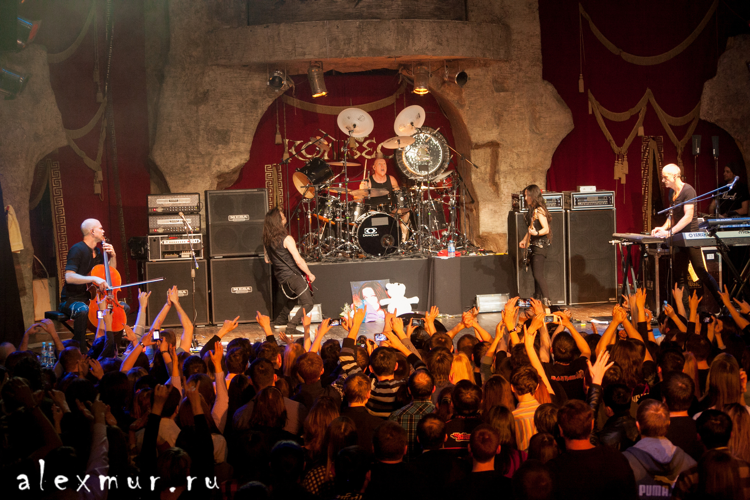 Выступление Tarja Turunen  (Nightwish). Огни Уфы
 ФОТО Алексей Муравьёв Alex Mur, Уфа +79174549816

#Россия #Russia #Петербург #СПБ #Уфа #photo #фото #фотограф #alexmur #TarjaTurunenт #Nightwish #концерт