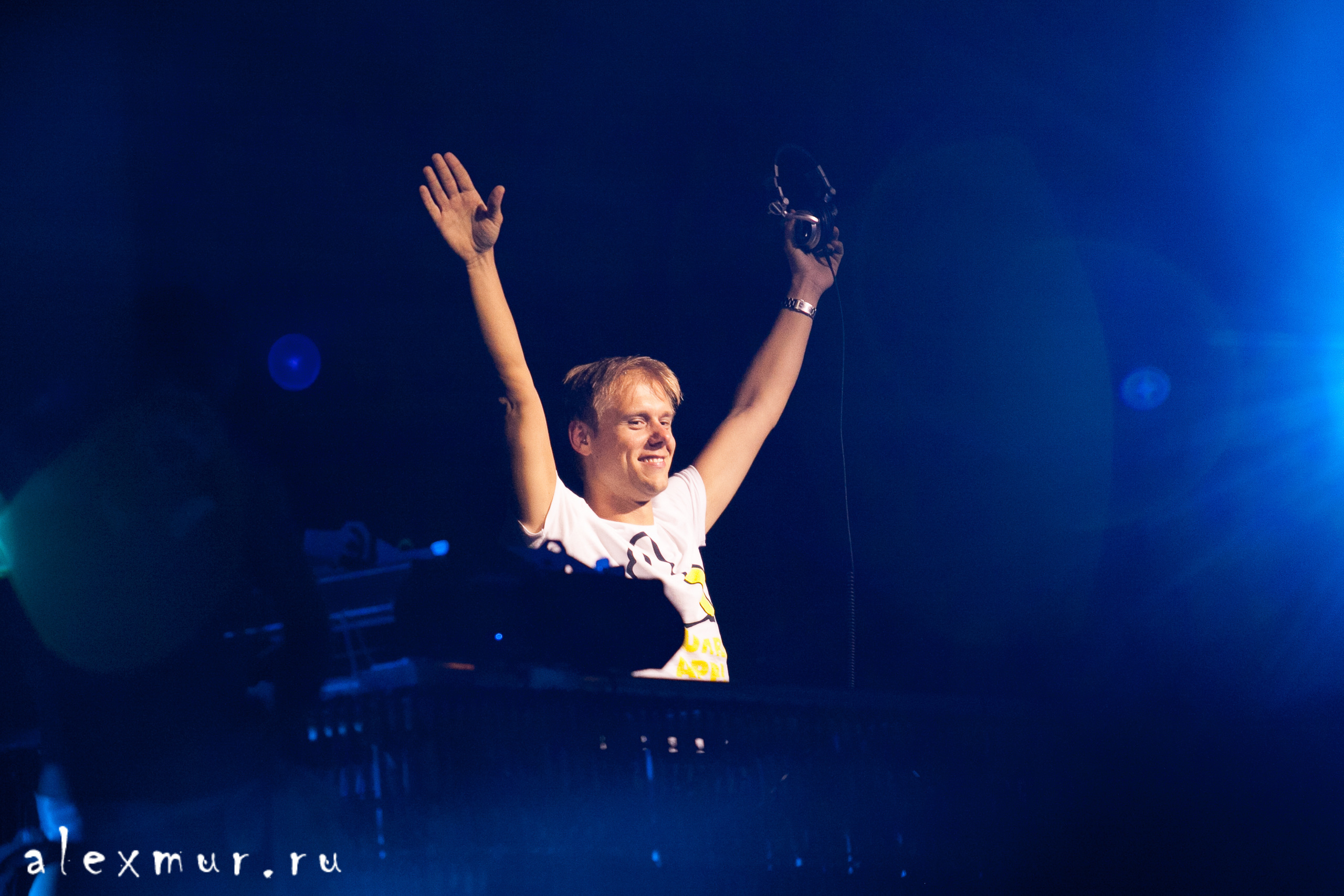 Armin van Buuren на фестивале Globalclubing в Казани.  
ФОТО Алексей Муравьёв Alex Mur, Уфа +79174549816

#Россия #Russia #Петербург #СПБ #Уфа #photo #фото #фотограф #alexmur #Казань #Globalclubing #ArminvanBuuren #ASOT #Armind

Концертное фото Уфа, Концертный фотограф Уфа, Концерт Уфа, Концертный фотограф Алексей Муравьёв, концертный фотограф Alex Mur, клубное фото Уфа, клубный фотограф Алексей Муравьёв, клубный фотограф Alex Mur, клубы Уфы, клуб Уфа, клуб Уфа, Огни Уфы, репортажная съёмка Уфа, фотосъёмка Уфа, Уфа концерт, Алексей Муравьёв, Alex Mur 