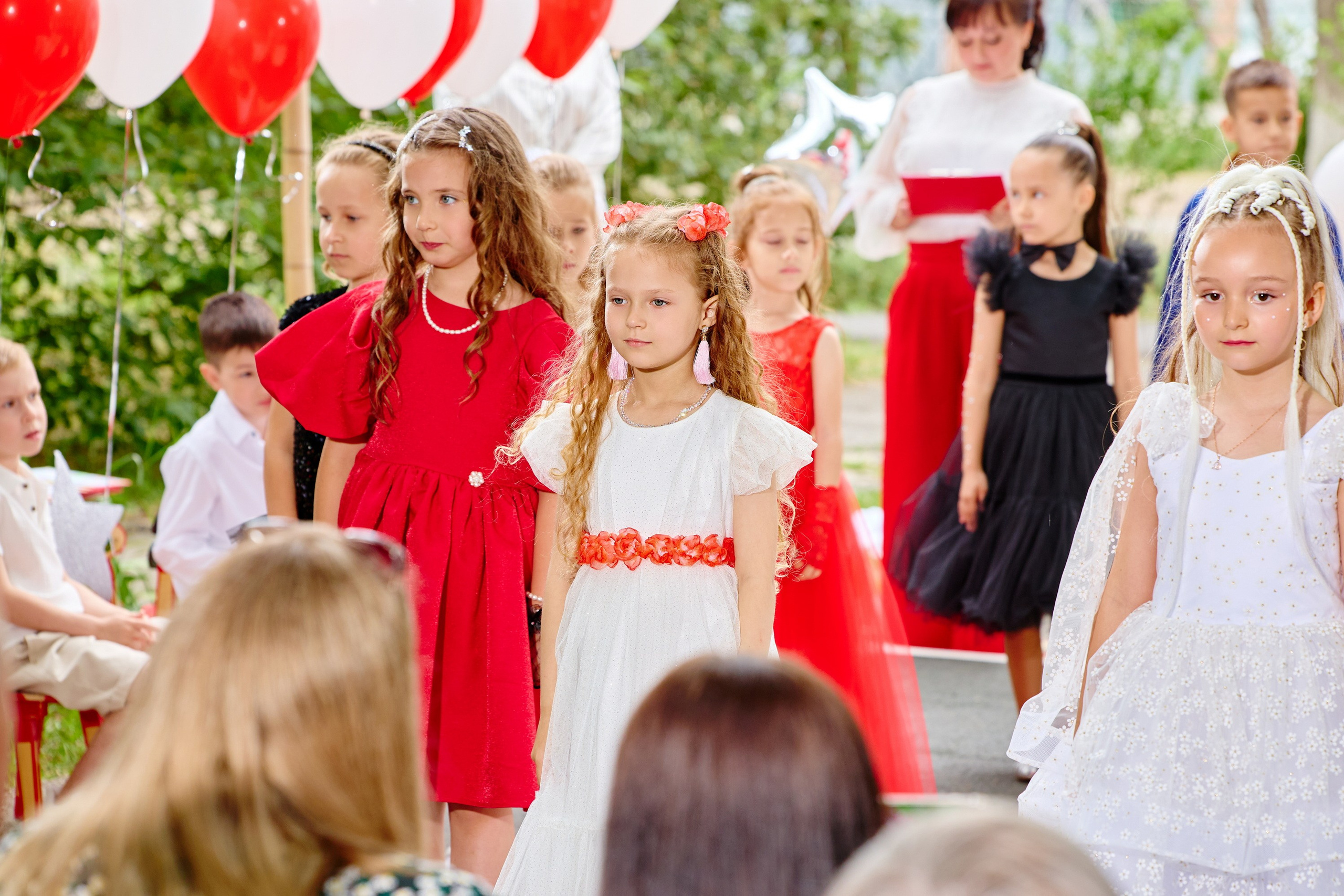 Выпускной 45 сад. Фотограф Выпускные альбомы Таганрог Сергей Коробченко