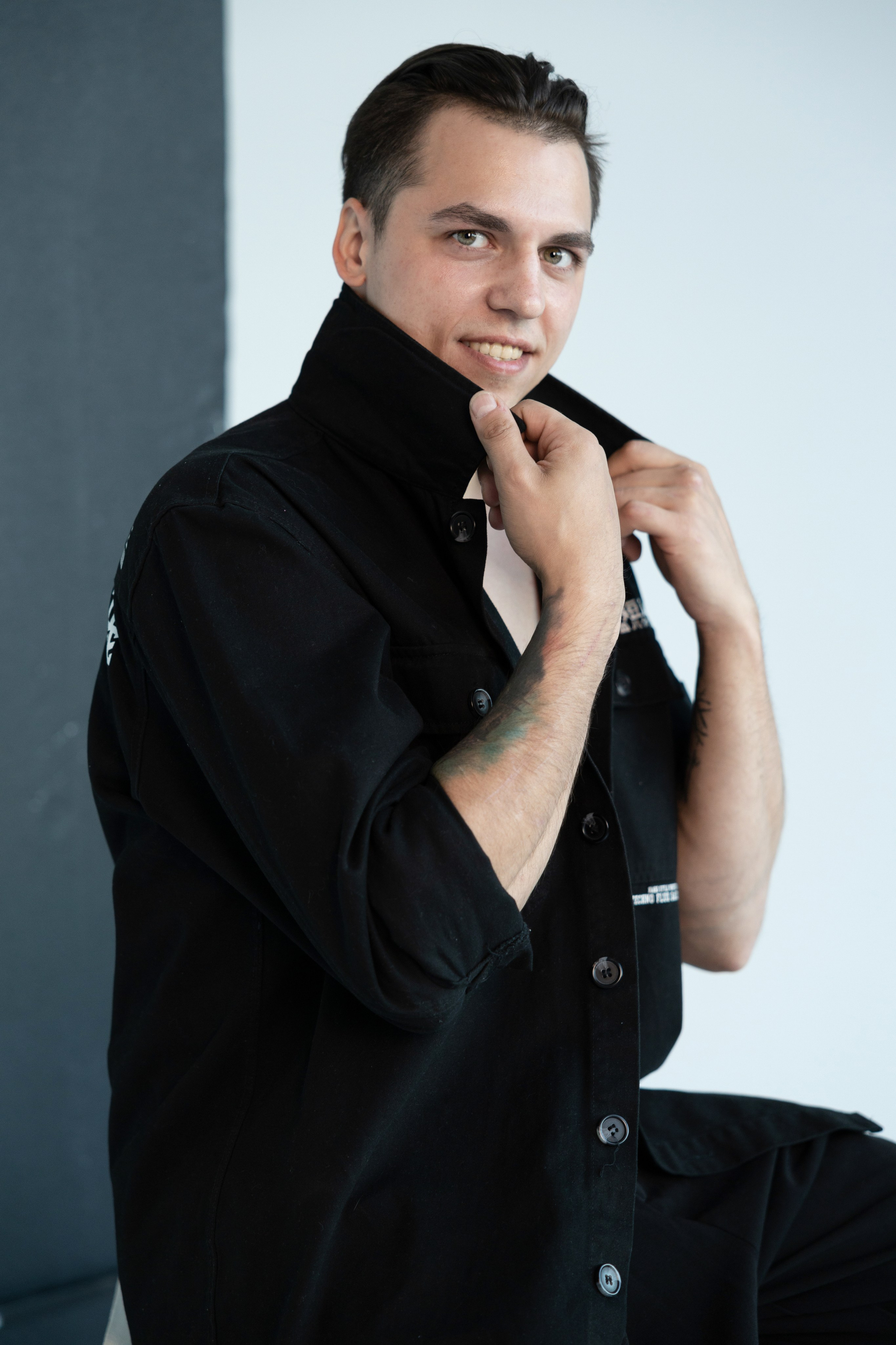 Мужская портретная съемка в фотостудии. Фотограф Лабутина Александра. Портретный и репортажный фотограф из Нижнего Новгорода Александра Лабутина