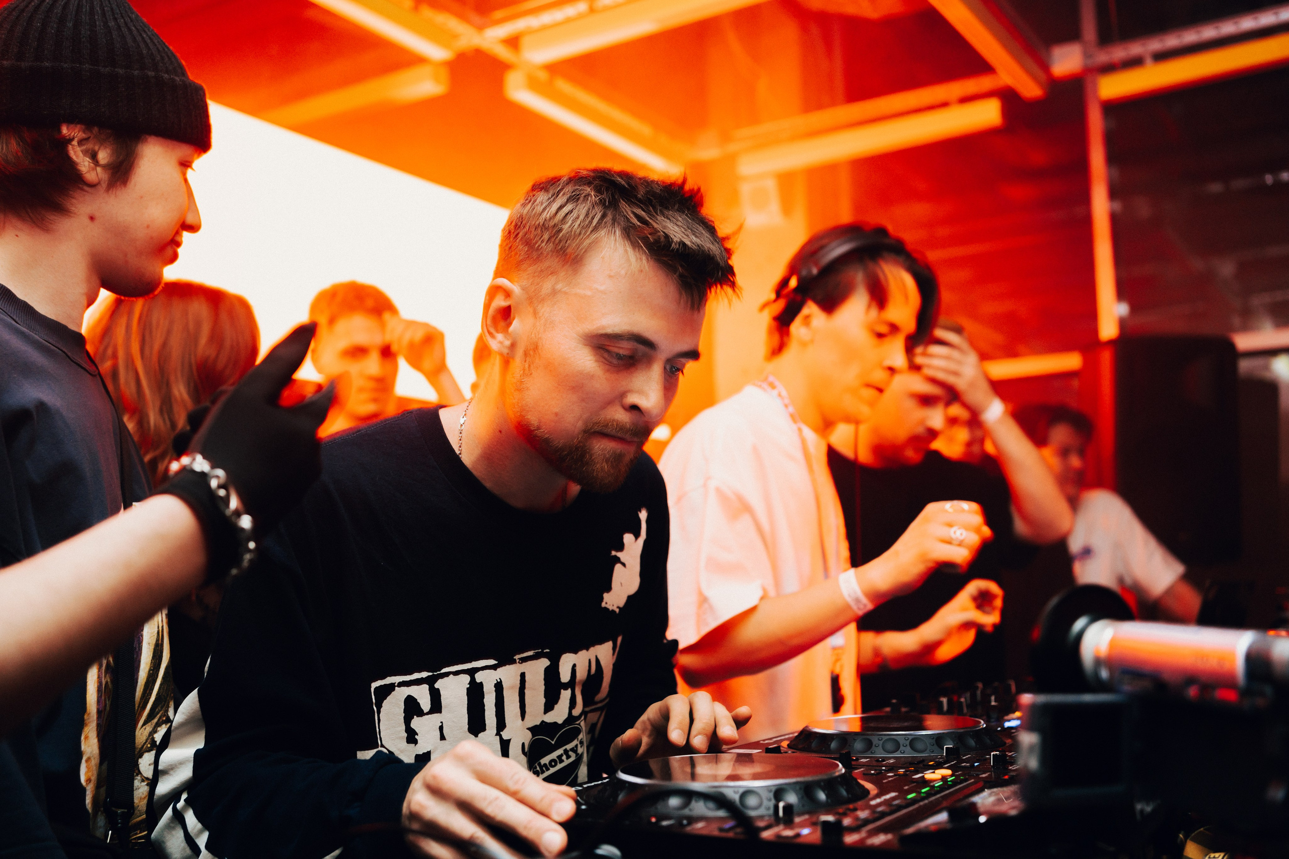 Ночная смена. Главная