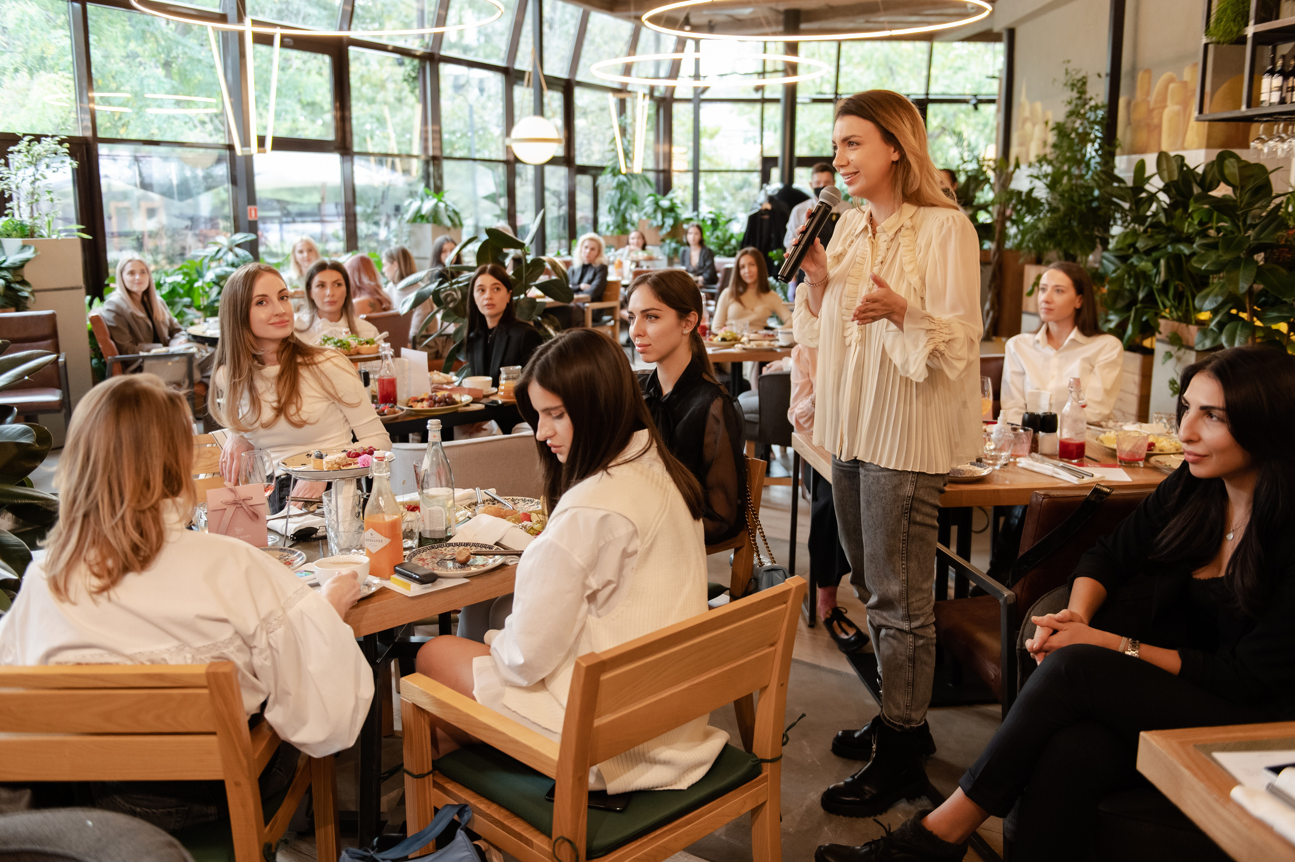 Репортажный фотограф в Ростове. Свадебный фотограф в Ростове Максимов Максим