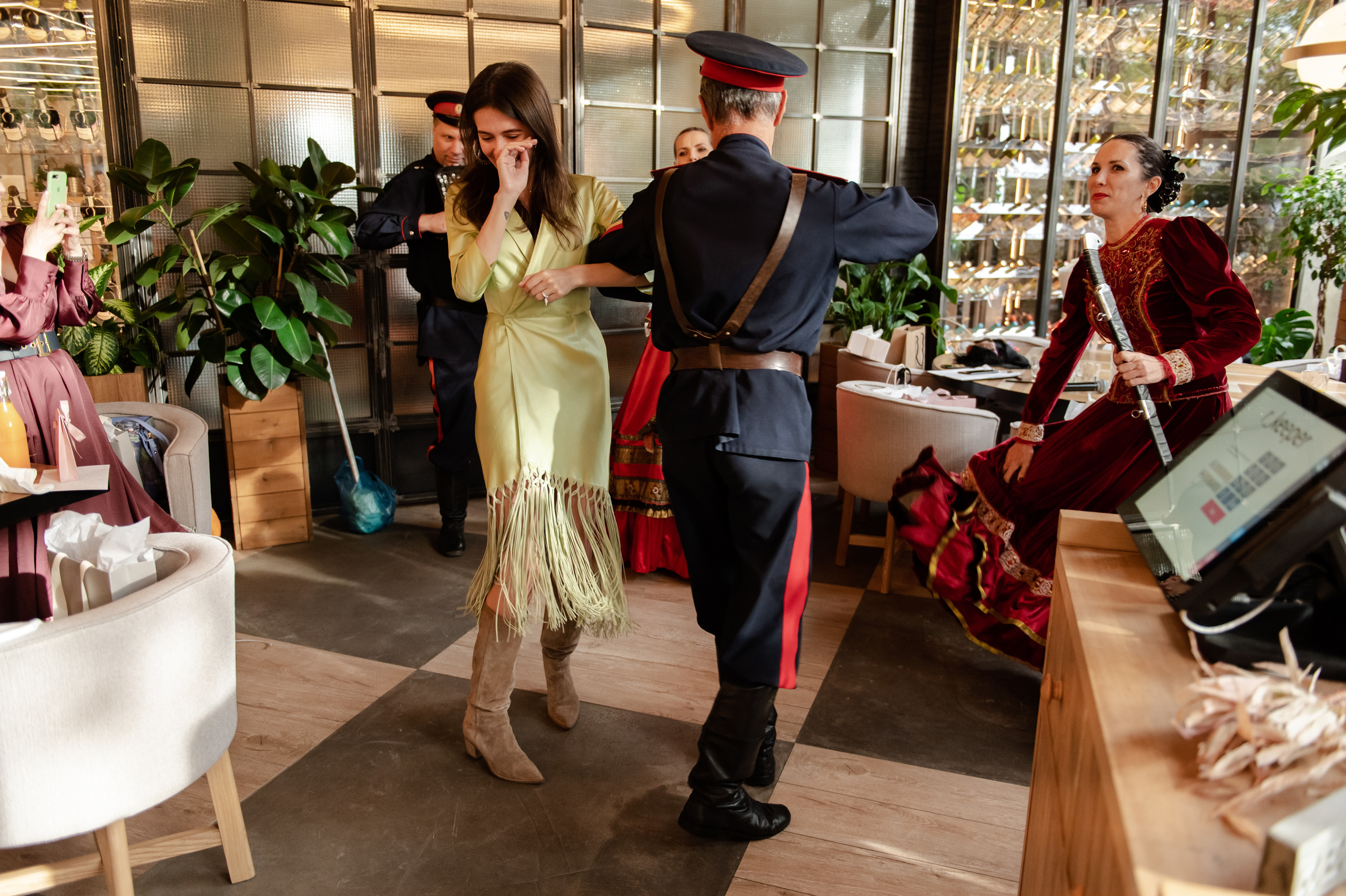 Репортажный фотограф в Ростове. Свадебный фотограф в Ростове Максимов Максим