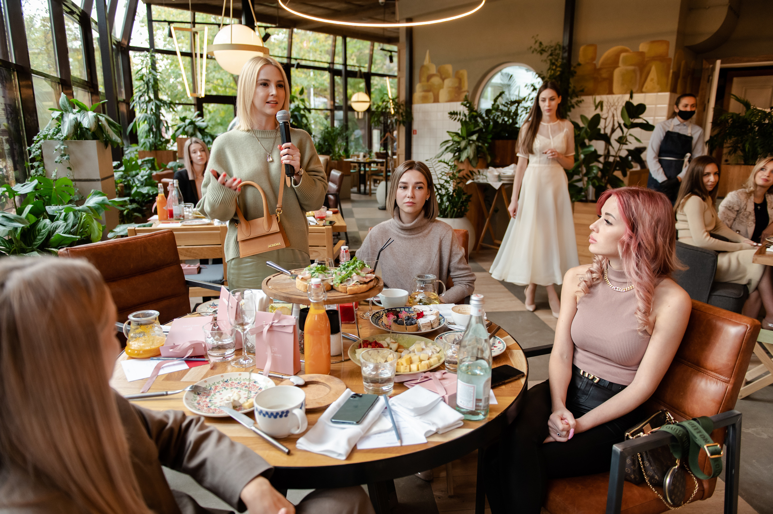 Репортажный фотограф в Ростове. Свадебный фотограф в Ростове Максимов Максим